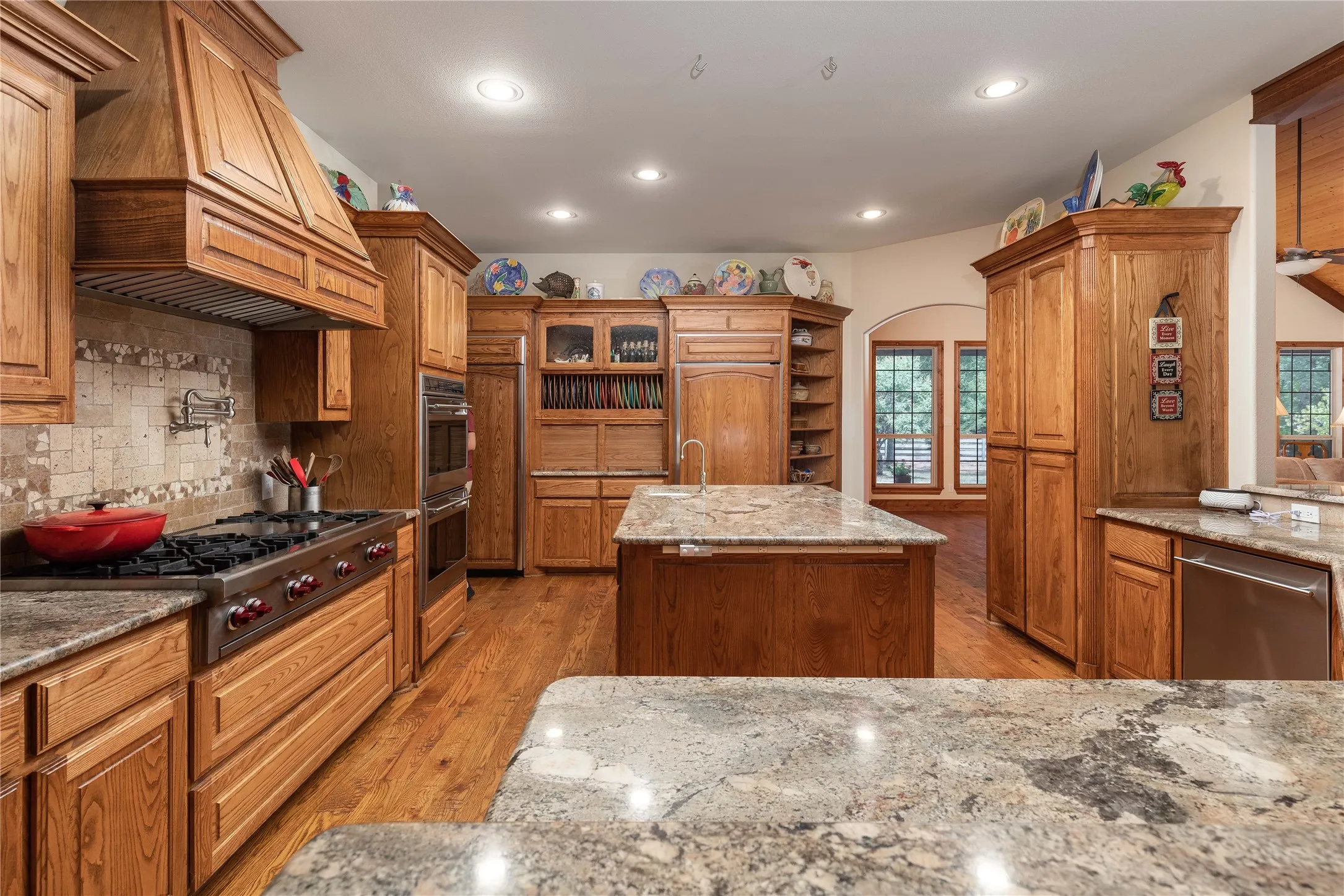 Single Family Residence For Sale in Hunt County , 2702 Hidden Trails Road, Royse City, Texas 75189, 3 Bedroom, 3 Bathroom, 3 Garage spaces, 5,162 Sqft, built in 2006, Price $1,399,000, mls#21274916, Real Estate Agent in Royse City, Homes For Sale in Hunt county, Homes For Sale in Royse City, Realtor in Royse City Texas, Real Estate Brokerage Independent Realty Texas, Luminita Cordes Realtor