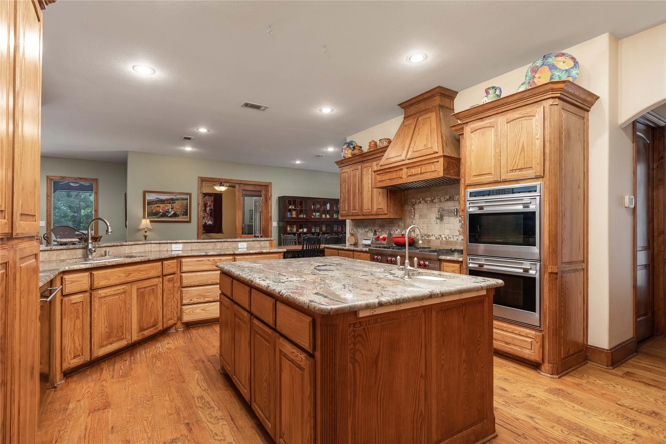 Single Family Residence For Sale in Hunt County , 2702 Hidden Trails Road, Royse City, Texas 75189, 3 Bedroom, 3 Bathroom, 3 Garage spaces, 5,162 Sqft, built in 2006, Price $1,399,000, mls#21274916, Real Estate Agent in Royse City, Homes For Sale in Hunt county, Homes For Sale in Royse City, Realtor in Royse City Texas, Real Estate Brokerage Independent Realty Texas, Luminita Cordes Realtor