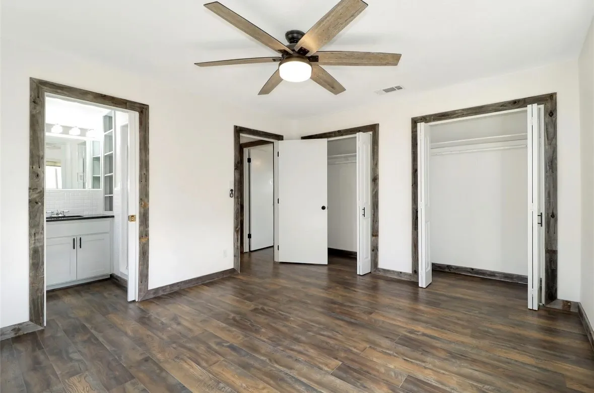 Single Family Residence For Rent in Palo Pinto County , 1201 NW 6th Avenue, Mineral Wells, Texas 76067, 4 Bedrooms, 3 Bathrooms, Garage spaces, 2,991 Sqft, built in 1961, Price $3,700, mls#21279151, Real Estate Agent in Mineral Wells, Homes For Rent in Palo Pinto county, Homes For Rent in Mineral Wells, Realtor in Mineral Wells Texas, Real Estate Brokerage Independent Realty Texas, Luminita Cordes Realtor