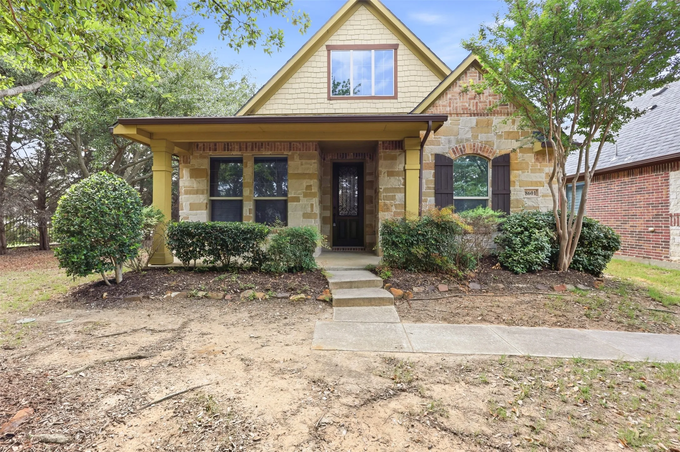 Single Family Residence For Sale in Collin County , 8601 Gracewood Drive, Mc Kinney, Texas 75070, 2 Bedroom, 2 Bathroom, 2 Garage spaces, 1,800 Sqft, built in 2012, mls#21274647, Real Estate Agent in Mc Kinney, Homes For Sale in Collin county, Homes For Sale in Mc Kinney, Realtor in Mc Kinney Texas, Real Estate Brokerage Independent Realty Texas, Luminita Cordes Realtor