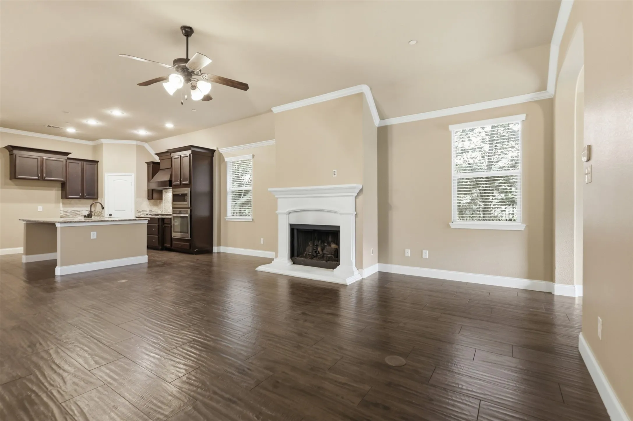 Single Family Residence For Sale in Collin County , 8601 Gracewood Drive, Mc Kinney, Texas 75070, 2 Bedroom, 2 Bathroom, 2 Garage spaces, 1,800 Sqft, built in 2012, mls#21274647, Real Estate Agent in Mc Kinney, Homes For Sale in Collin county, Homes For Sale in Mc Kinney, Realtor in Mc Kinney Texas, Real Estate Brokerage Independent Realty Texas, Luminita Cordes Realtor
