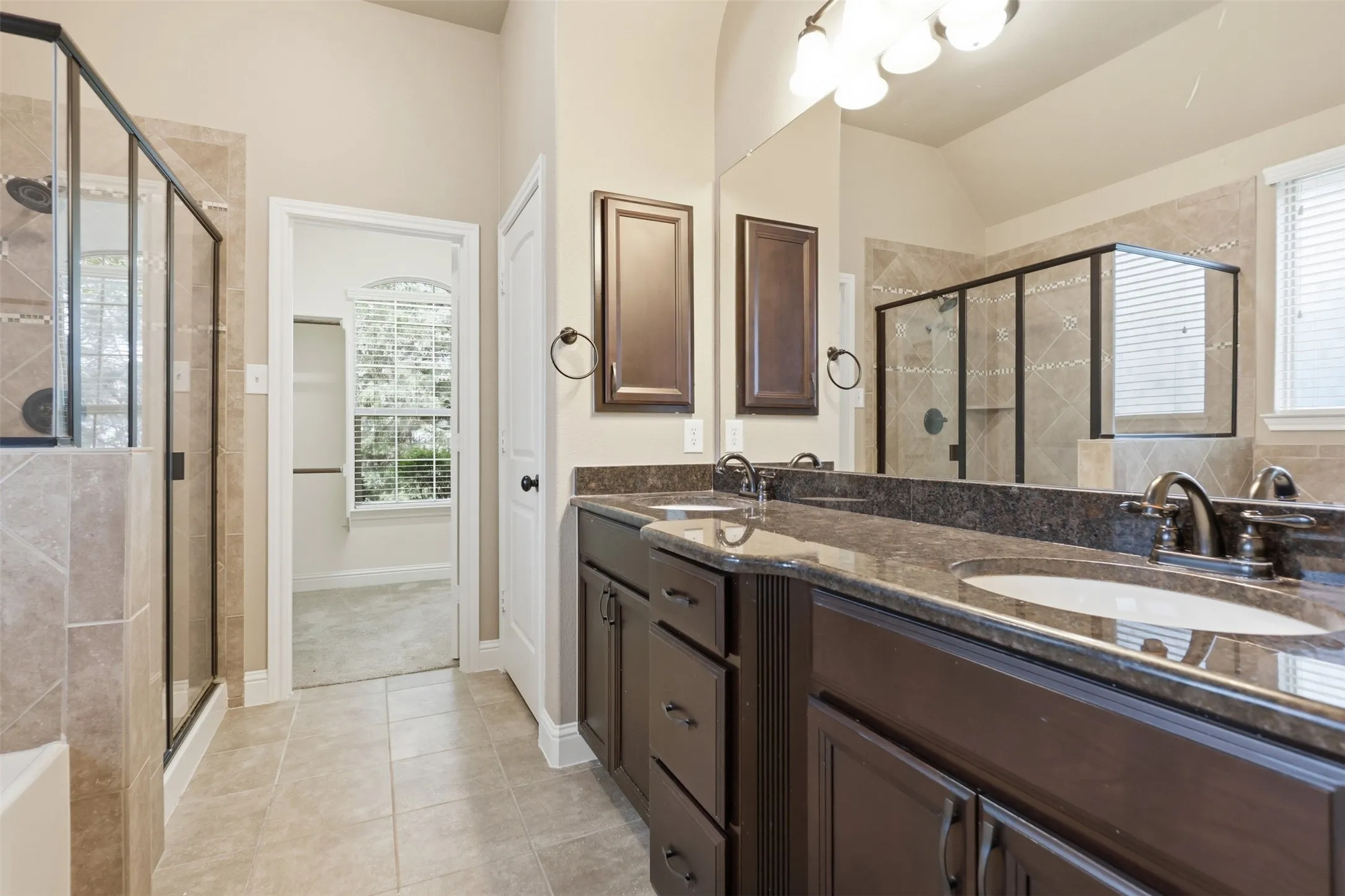 Single Family Residence For Sale in Collin County , 8601 Gracewood Drive, Mc Kinney, Texas 75070, 2 Bedroom, 2 Bathroom, 2 Garage spaces, 1,800 Sqft, built in 2012, mls#21274647, Real Estate Agent in Mc Kinney, Homes For Sale in Collin county, Homes For Sale in Mc Kinney, Realtor in Mc Kinney Texas, Real Estate Brokerage Independent Realty Texas, Luminita Cordes Realtor