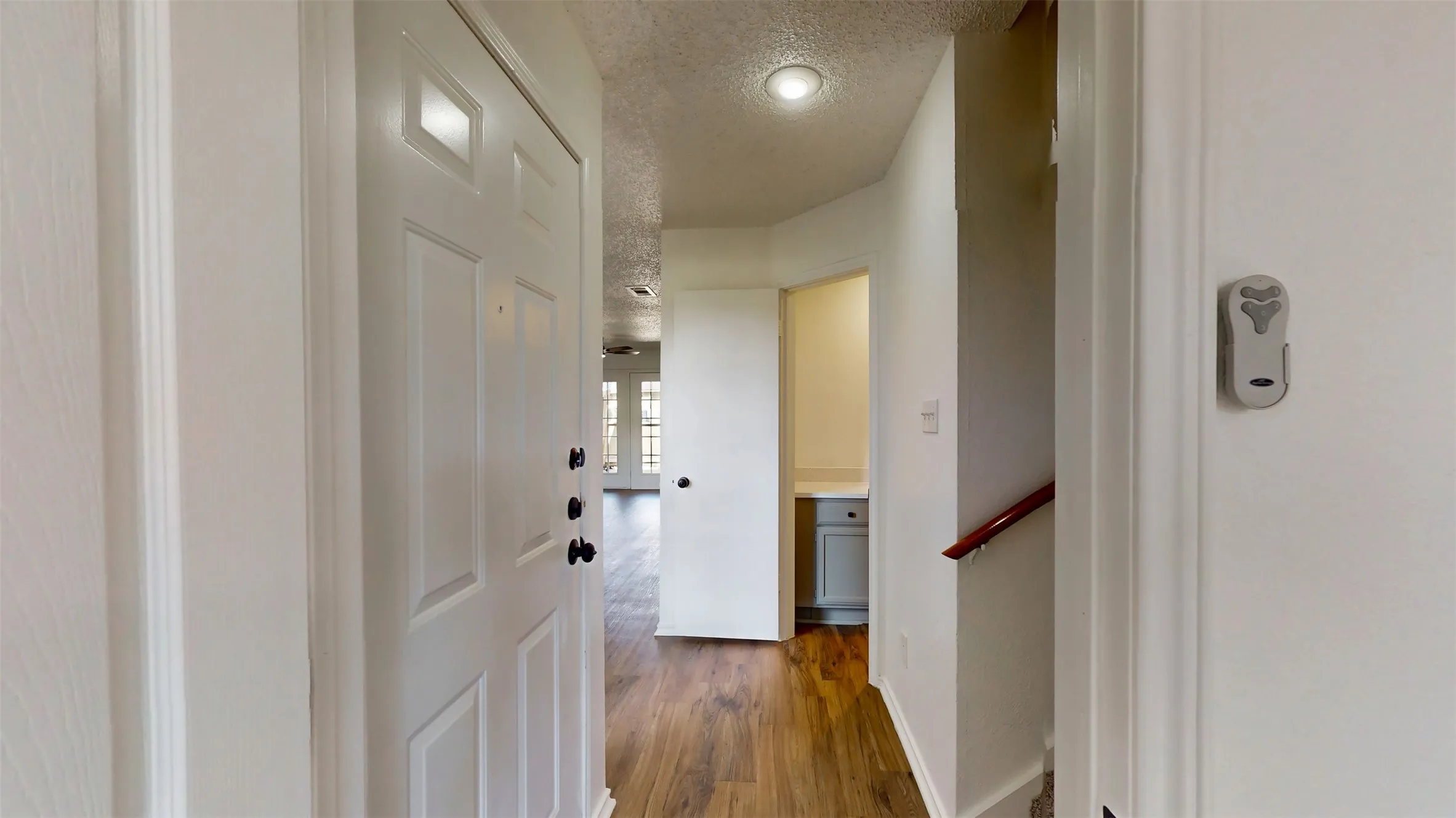 Townhouse For Sale in Dallas County , 714 Bel Aire Crest, Irving, Texas 75061, 2 Bedroom, 2 Bathroom, 1 Garage spaces, 1,064 Sqft, built in 1985, mls#21277695, Real Estate Agent in Irving, Homes For Sale in Dallas county, Homes For Sale in Irving, Realtor in Irving Texas, Real Estate Brokerage Independent Realty Texas, Luminita Cordes Realtor