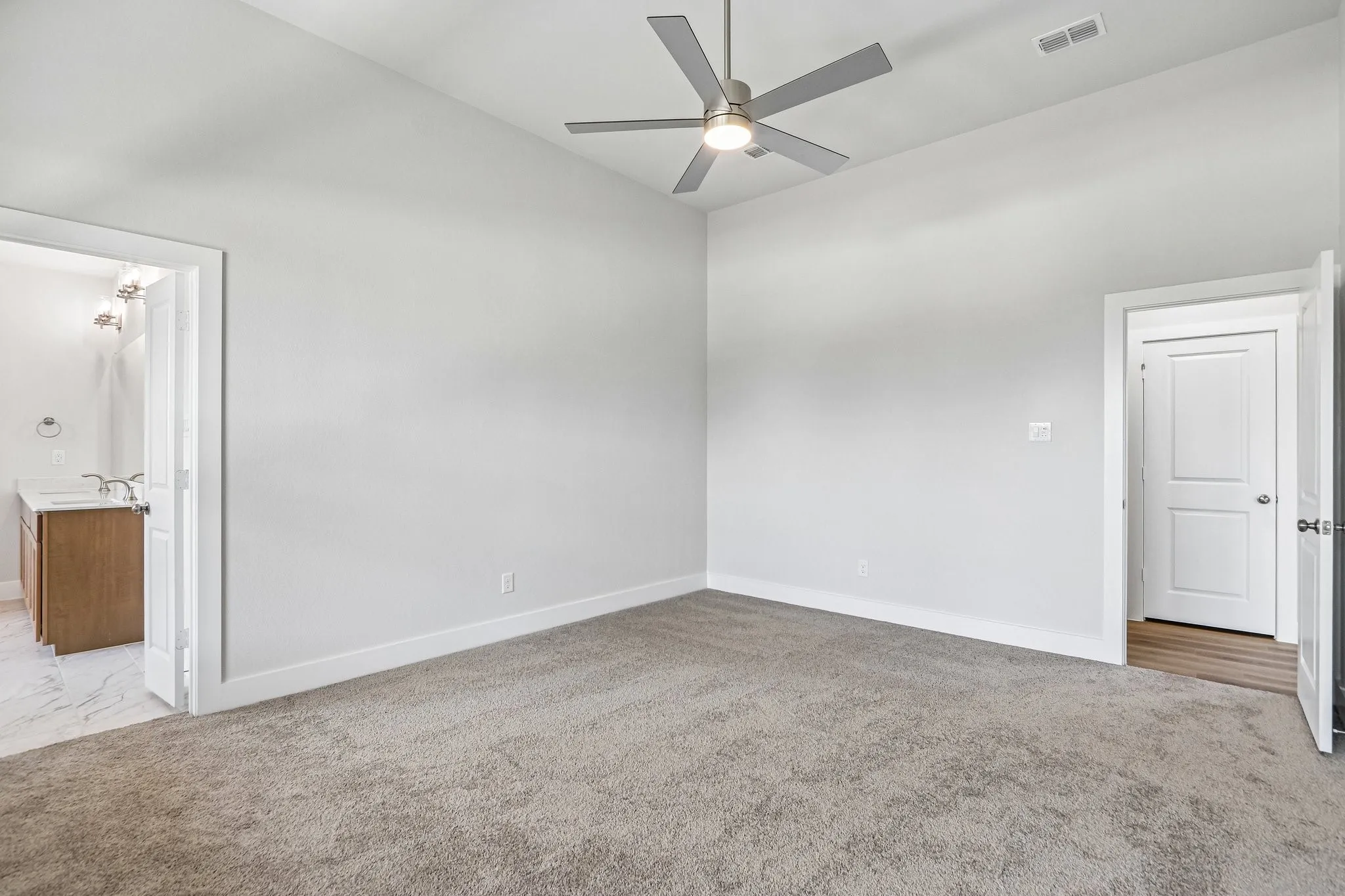 Single Family Residence For Sale in Collin County , 2604 Gladewater Road, Celina, Texas 75009, 3 Bedroom, 2 Bathroom, 2 Garage spaces, 1,707 Sqft, built in 2026, mls#21270657, Real Estate Agent in Celina, Homes For Sale in Collin county, Homes For Sale in Celina, Realtor in Celina Texas, Real Estate Brokerage Independent Realty Texas, Luminita Cordes Realtor