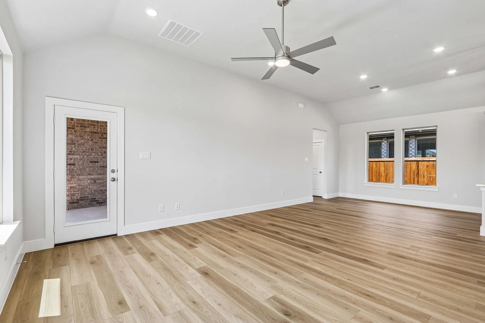 Single Family Residence For Sale in Collin County , 2604 Gladewater Road, Celina, Texas 75009, 3 Bedroom, 2 Bathroom, 2 Garage spaces, 1,707 Sqft, built in 2026, mls#21270657, Real Estate Agent in Celina, Homes For Sale in Collin county, Homes For Sale in Celina, Realtor in Celina Texas, Real Estate Brokerage Independent Realty Texas, Luminita Cordes Realtor