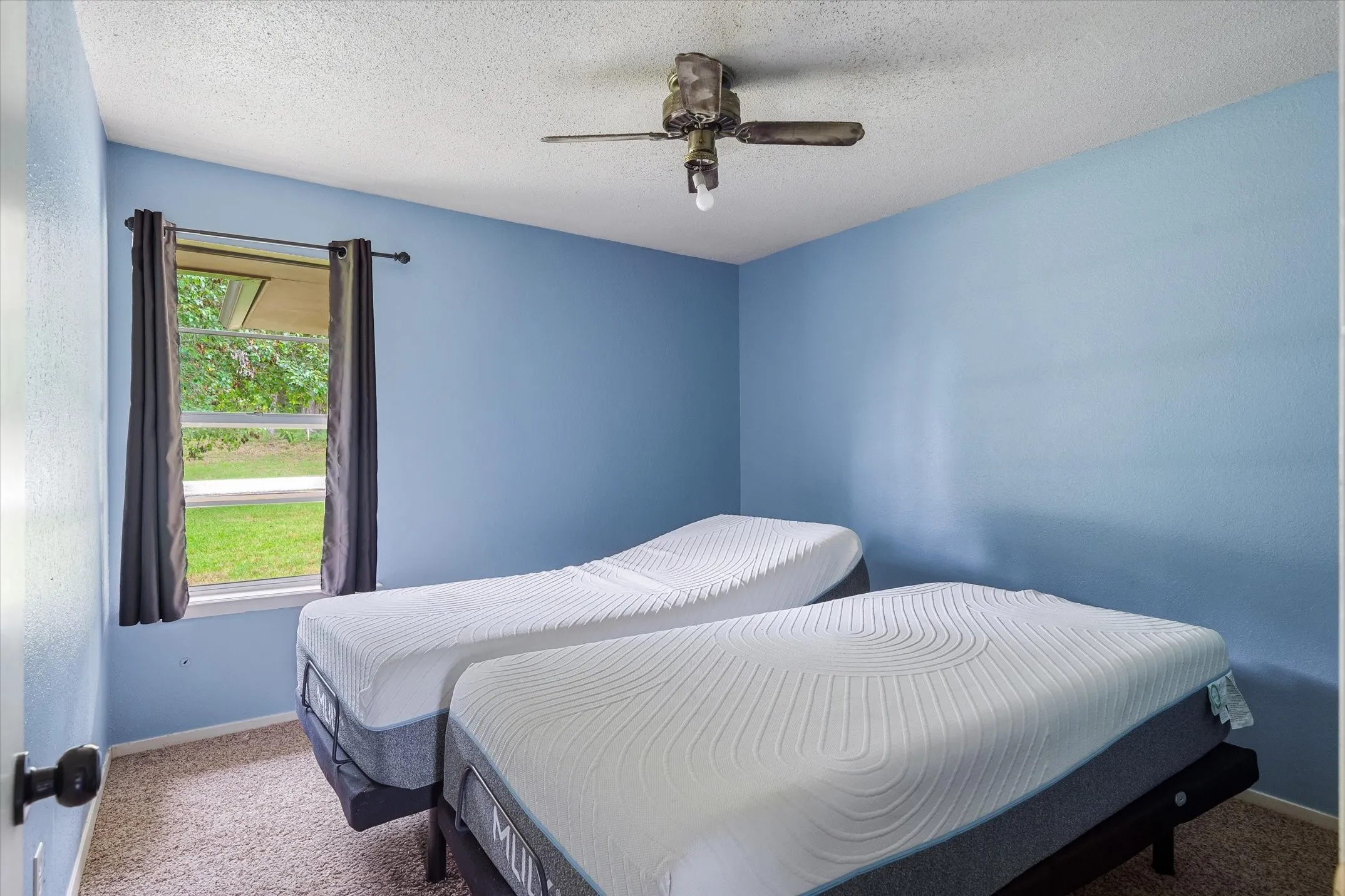 Single Family Residence For Sale in Van Zandt County , 5155 Fm 1504, Wills Point, Texas 75169, 3 Bedroom, 2 Bathroom, Garage spaces, 1,821 Sqft, built in 1965, mls#21276062, Real Estate Agent in Wills Point, Homes For Sale in Van Zandt county, Homes For Sale in Wills Point, Realtor in Wills Point Texas, Real Estate Brokerage Independent Realty Texas, Luminita Cordes Realtor