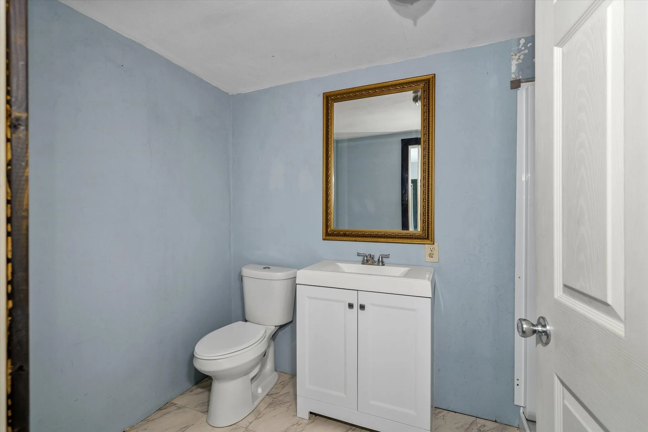 Single Family Residence For Sale in Van Zandt County , 5155 Fm 1504, Wills Point, Texas 75169, 3 Bedroom, 2 Bathroom, Garage spaces, 1,821 Sqft, built in 1965, mls#21276062, Real Estate Agent in Wills Point, Homes For Sale in Van Zandt county, Homes For Sale in Wills Point, Realtor in Wills Point Texas, Real Estate Brokerage Independent Realty Texas, Luminita Cordes Realtor
