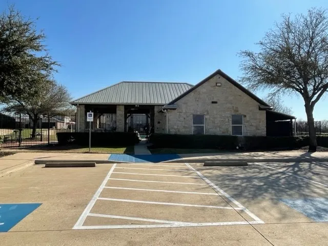 Single Family Residence For Sale in Tarrant County , 1901 J Cheshier Road, Fort Worth, Texas 76247, 4 Bedrooms, 2 Bathrooms, 2 Garage spaces, 2,093 Sqft, built in 2006, Price $290,000, mls#21276894, Real Estate Agent in Fort Worth, Homes For Sale in Tarrant county, Homes For Sale in Fort Worth, Realtor in Fort Worth Texas, Real Estate Brokerage Independent Realty Texas, Luminita Cordes Realtor