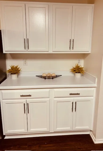 Single Family Residence For Sale in Tarrant County , 1901 J Cheshier Road, Fort Worth, Texas 76247, 4 Bedrooms, 2 Bathrooms, 2 Garage spaces, 2,093 Sqft, built in 2006, Price $290,000, mls#21276894, Real Estate Agent in Fort Worth, Homes For Sale in Tarrant county, Homes For Sale in Fort Worth, Realtor in Fort Worth Texas, Real Estate Brokerage Independent Realty Texas, Luminita Cordes Realtor