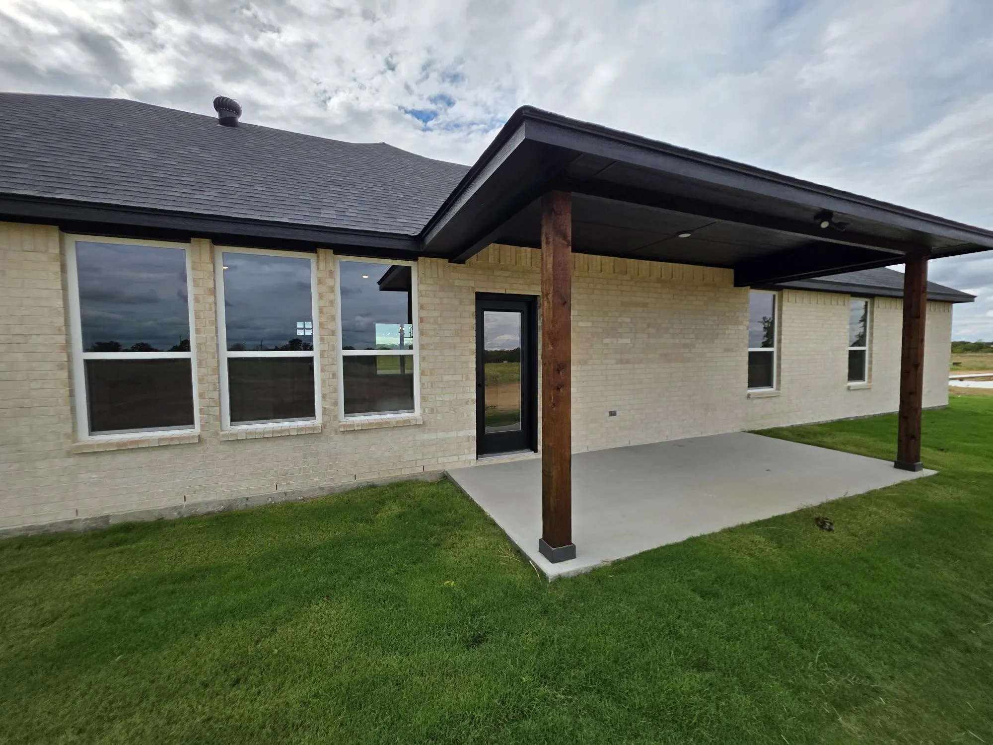 Single Family Residence For Sale in Parker County , 124 Cattleman Drive, Poolville, Texas 76487, 3 Bedroom, 2 Bathroom, 2 Garage spaces, 1,851 Sqft, built in 2026, mls#21279181, Real Estate Agent in Poolville, Homes For Sale in Parker county, Homes For Sale in Poolville, Realtor in Poolville Texas, Real Estate Brokerage Independent Realty Texas, Luminita Cordes Realtor