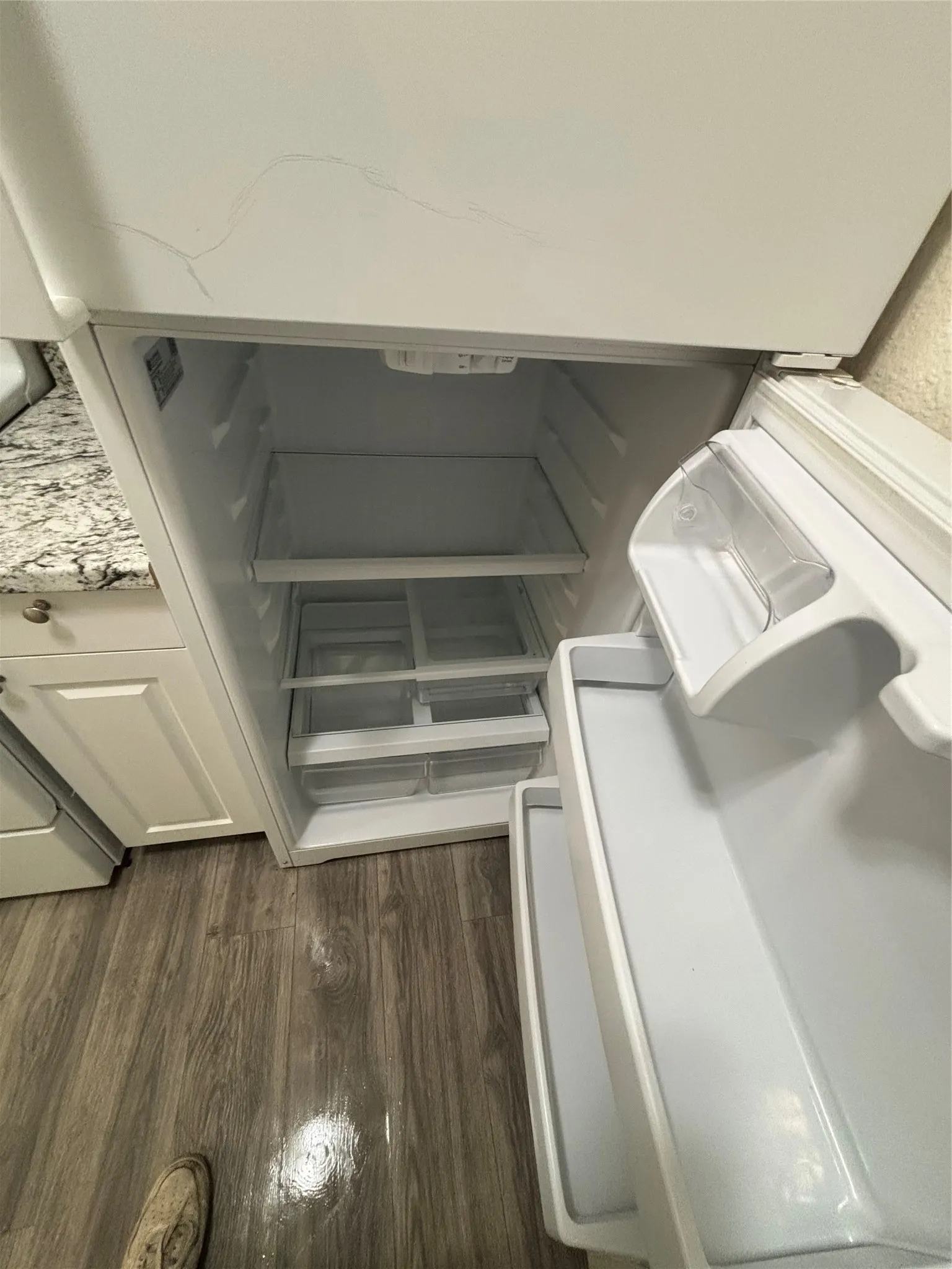 Apartment For Rent in Dallas County , 8127 Stonehurst Street 4, Dallas, Texas 75217, 1 Bedroom, 1 Bathroom, Garage spaces, 450 Sqft, built in 1987, Price $950, mls#21279185, Real Estate Agent in Dallas, Homes For Rent in Dallas county, Homes For Rent in Dallas, Realtor in Dallas Texas, Real Estate Brokerage Independent Realty Texas, Luminita Cordes Realtor
