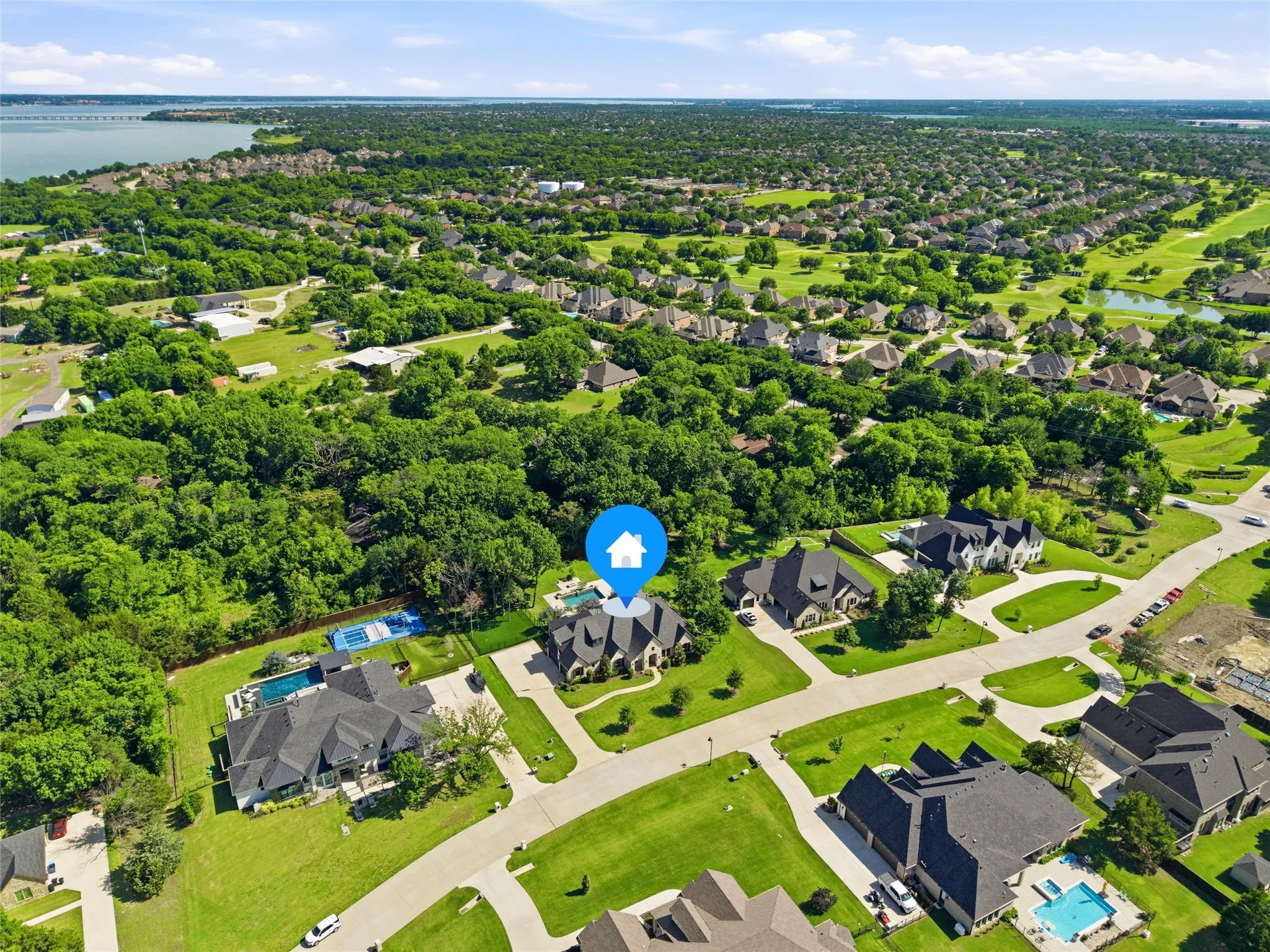 Single Family Residence For Sale in Dallas County , 1019 Country Way, Rowlett, Texas 75089, 4 Bedroom, 5 Bathroom, 3 Garage spaces, 4,238 Sqft, built in 2020, mls#21279130, Real Estate Agent in Rowlett, Homes For Sale in Dallas county, Homes For Sale in Rowlett, Realtor in Rowlett Texas, Real Estate Brokerage Independent Realty Texas, Luminita Cordes Realtor