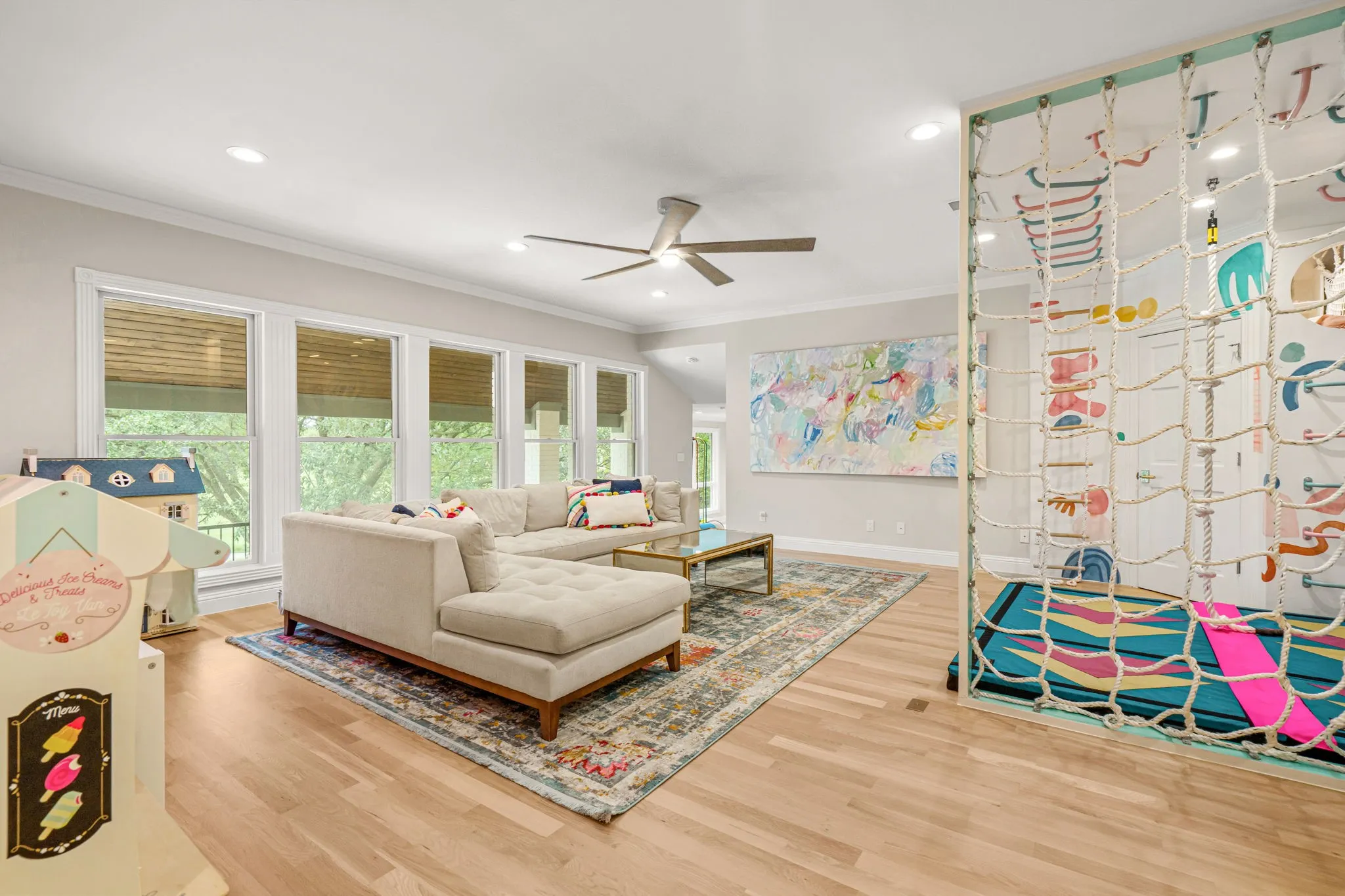 Single Family Residence For Sale in Tarrant County , 6605 Sahalee Drive, Fort Worth, Texas 76132, 6 Bedrooms, 6 Bathrooms, 3 Garage spaces, 7,005 Sqft, built in 1993, Price $2,999,999, mls#21279179, Real Estate Agent in Fort Worth, Homes For Sale in Tarrant county, Homes For Sale in Fort Worth, Realtor in Fort Worth Texas, Real Estate Brokerage Independent Realty Texas, Luminita Cordes Realtor