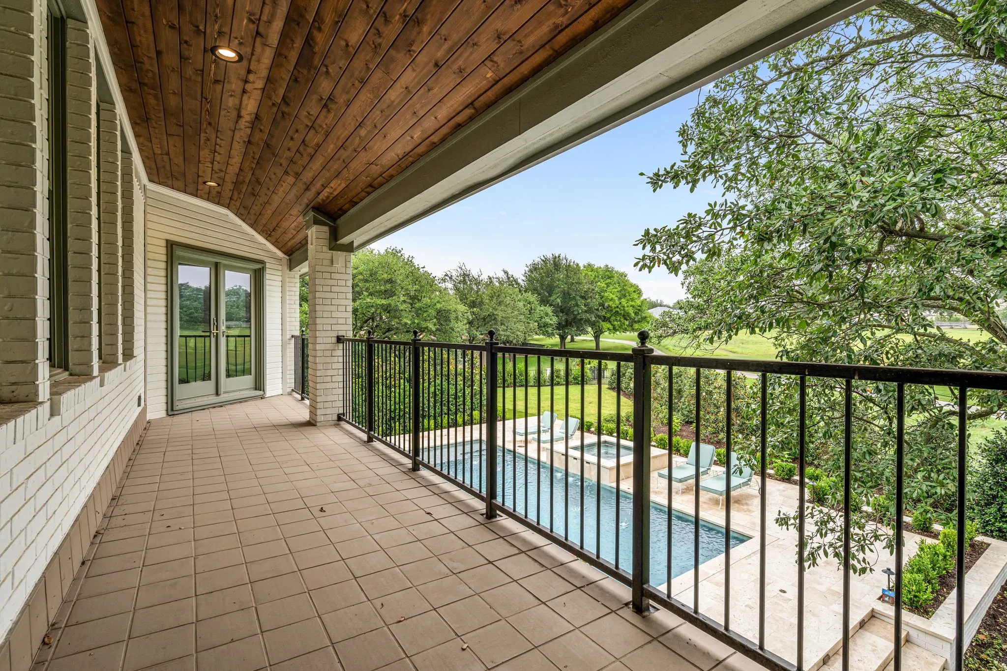 Single Family Residence For Sale in Tarrant County , 6605 Sahalee Drive, Fort Worth, Texas 76132, 6 Bedrooms, 6 Bathrooms, 3 Garage spaces, 7,005 Sqft, built in 1993, Price $2,999,999, mls#21279179, Real Estate Agent in Fort Worth, Homes For Sale in Tarrant county, Homes For Sale in Fort Worth, Realtor in Fort Worth Texas, Real Estate Brokerage Independent Realty Texas, Luminita Cordes Realtor