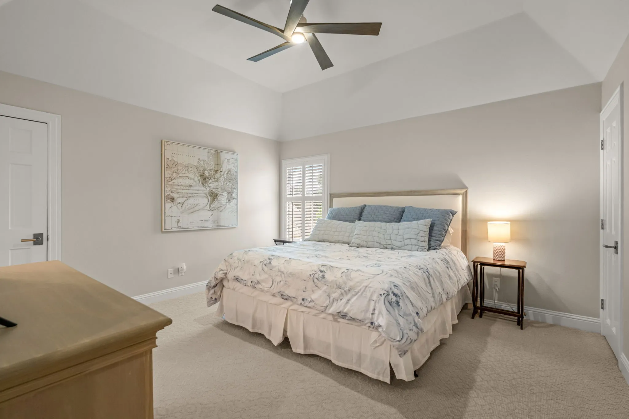 Single Family Residence For Sale in Tarrant County , 6605 Sahalee Drive, Fort Worth, Texas 76132, 6 Bedrooms, 6 Bathrooms, 3 Garage spaces, 7,005 Sqft, built in 1993, Price $2,999,999, mls#21279179, Real Estate Agent in Fort Worth, Homes For Sale in Tarrant county, Homes For Sale in Fort Worth, Realtor in Fort Worth Texas, Real Estate Brokerage Independent Realty Texas, Luminita Cordes Realtor