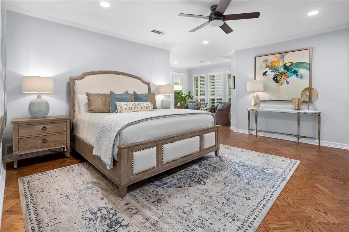 Single Family Residence For Sale in Tarrant County , 804 Roaring Springs Road, Fort Worth, Texas 76114, 3 Bedroom, 4 Bathroom, 2 Garage spaces, 3,532 Sqft, built in 1984, mls#21273334, Real Estate Agent in Fort Worth, Homes For Sale in Tarrant county, Homes For Sale in Fort Worth, Realtor in Fort Worth Texas, Real Estate Brokerage Independent Realty Texas, Luminita Cordes Realtor