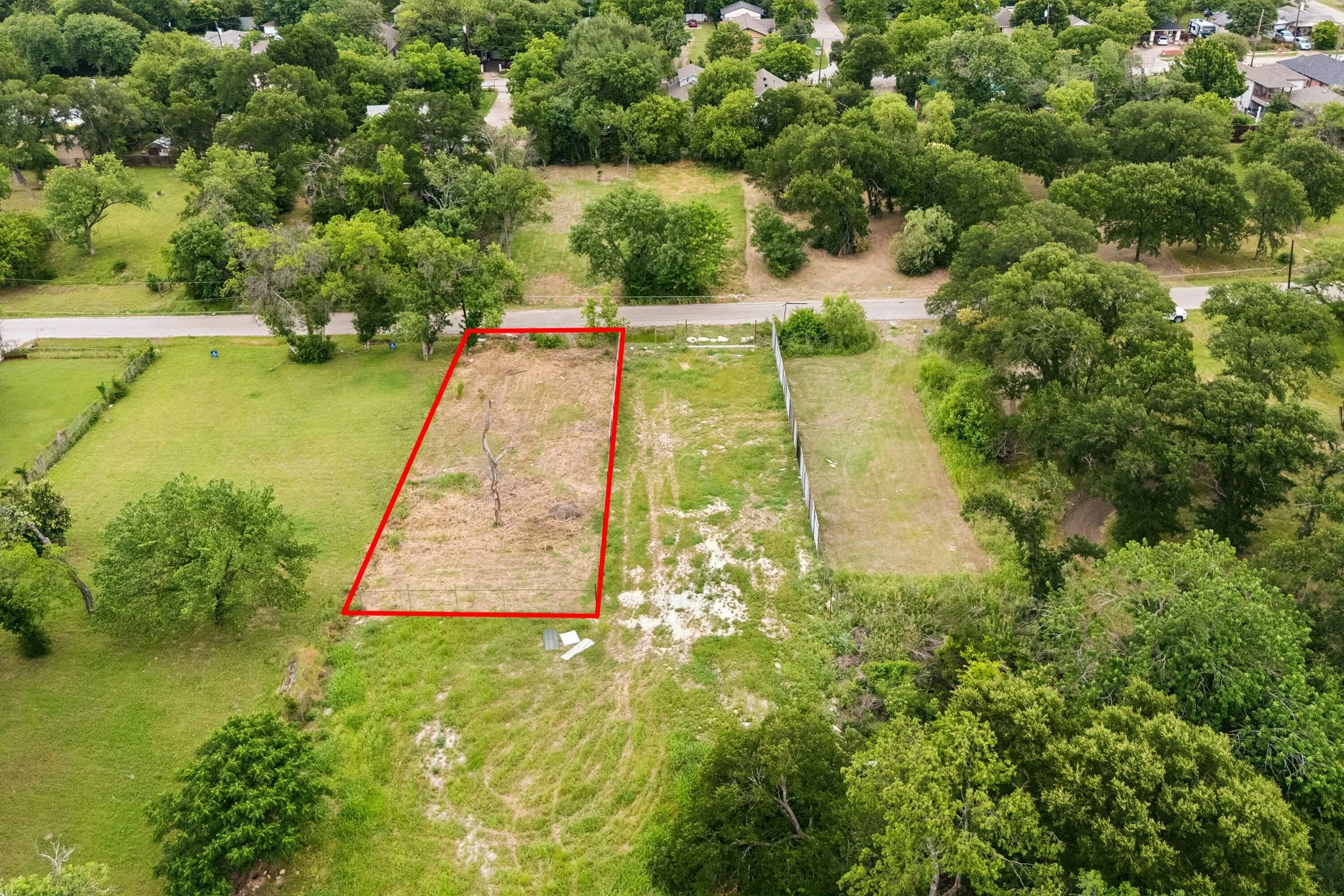 Unimproved Land For Sale in Dallas County , 2411 Tally Ho Lane, Dallas, Texas 75212, 0, 0, Garage spaces, 0 Sqft, built in 0, Price $59,000, mls#21274862, Real Estate Agent in Dallas, Homes For Sale in Dallas county, Homes For Sale in Dallas, Realtor in Dallas Texas, Real Estate Brokerage Independent Realty Texas, Luminita Cordes Realtor