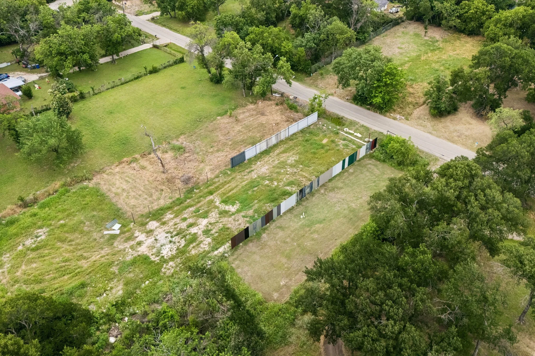 Unimproved Land For Sale in Dallas County , 2411 Tally Ho Lane, Dallas, Texas 75212, 0, 0, Garage spaces, 0 Sqft, built in 0, Price $59,000, mls#21274862, Real Estate Agent in Dallas, Homes For Sale in Dallas county, Homes For Sale in Dallas, Realtor in Dallas Texas, Real Estate Brokerage Independent Realty Texas, Luminita Cordes Realtor