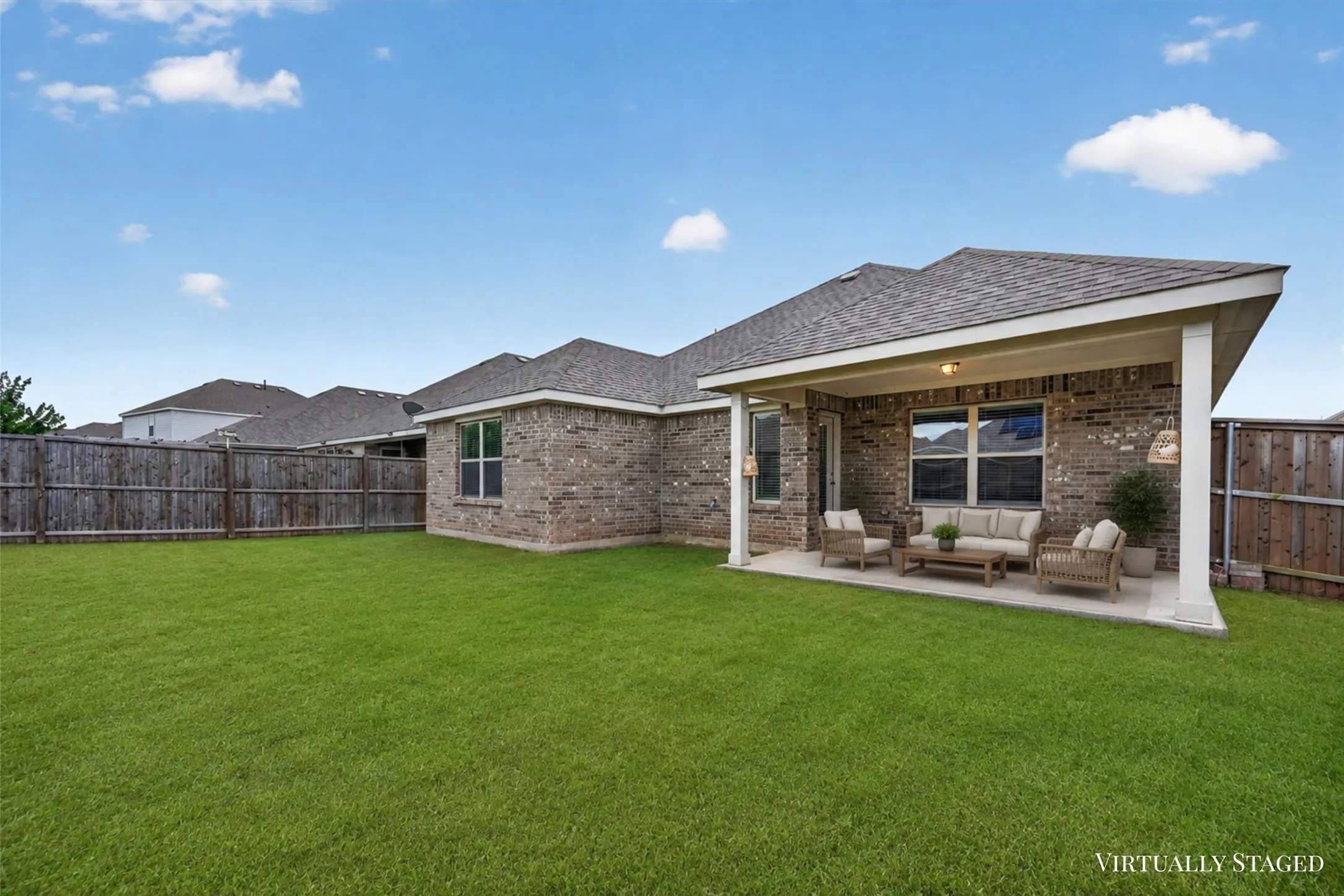 Single Family Residence For Sale in Kaufman County , 4420 Stockdale Lane, Forney, Texas 75126, 3 Bedroom, 2 Bathroom, 2 Garage spaces, 1,885 Sqft, built in 2020, mls#21277691, Real Estate Agent in Forney, Homes For Sale in Kaufman county, Homes For Sale in Forney, Realtor in Forney Texas, Real Estate Brokerage Independent Realty Texas, Luminita Cordes Realtor