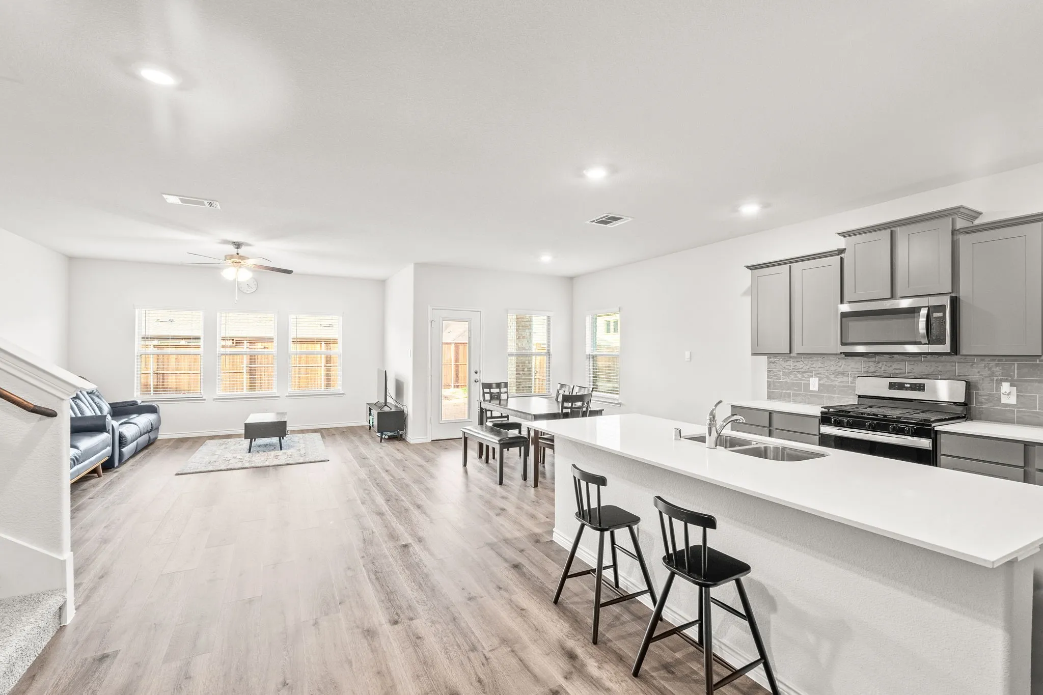 Single Family Residence For Sale in Denton County , 6229 Lassen Court, Celina, Texas 76227, 4 Bedroom, 3 Bathroom, 2 Garage spaces, 2,494 Sqft, built in 2024, mls#21276482, Real Estate Agent in Celina, Homes For Sale in Denton county, Homes For Sale in Celina, Realtor in Celina Texas, Real Estate Brokerage Independent Realty Texas, Luminita Cordes Realtor