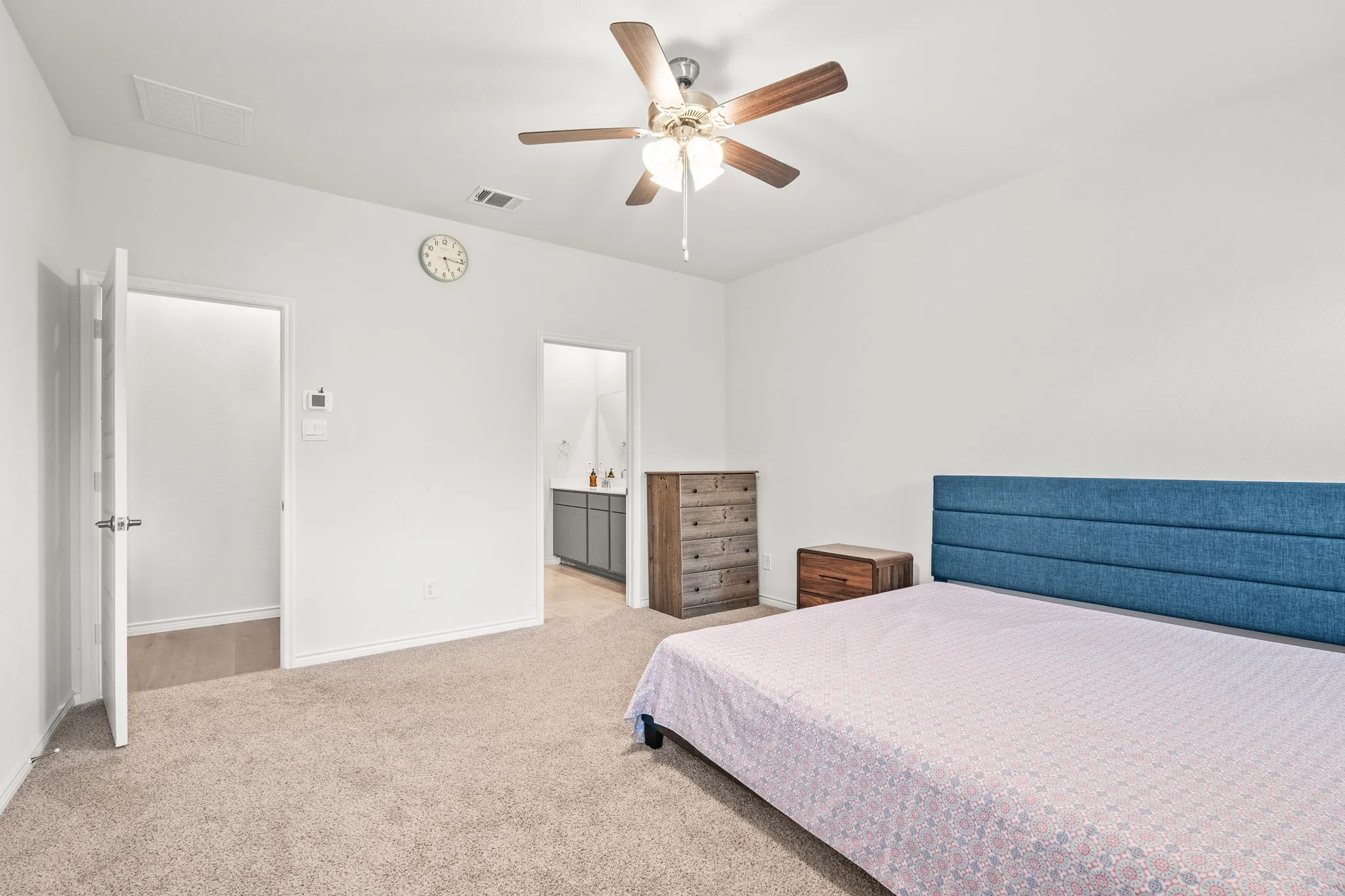 Single Family Residence For Sale in Denton County , 6229 Lassen Court, Celina, Texas 76227, 4 Bedroom, 3 Bathroom, 2 Garage spaces, 2,494 Sqft, built in 2024, mls#21276482, Real Estate Agent in Celina, Homes For Sale in Denton county, Homes For Sale in Celina, Realtor in Celina Texas, Real Estate Brokerage Independent Realty Texas, Luminita Cordes Realtor