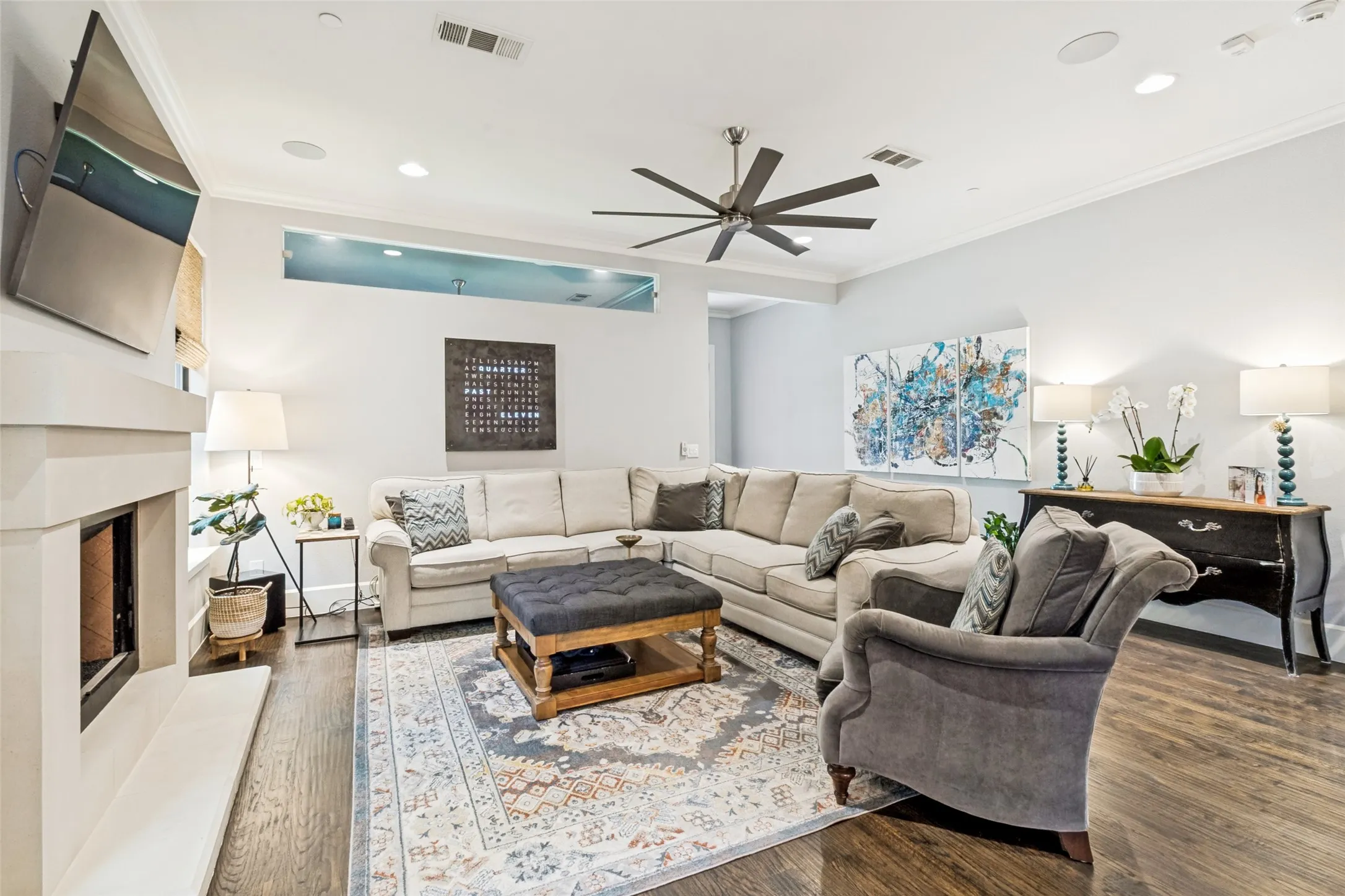 Single Family Residence For Sale in Dallas County , 4407 Emerson Avenue, University Park, Texas 75205, 4 Bedroom, 5 Bathroom, 2 Garage spaces, 3,556 Sqft, built in 2017, mls#21247264, Real Estate Agent in University Park, Homes For Sale in Dallas county, Homes For Sale in University Park, Realtor in University Park Texas, Real Estate Brokerage Independent Realty Texas, Luminita Cordes Realtor