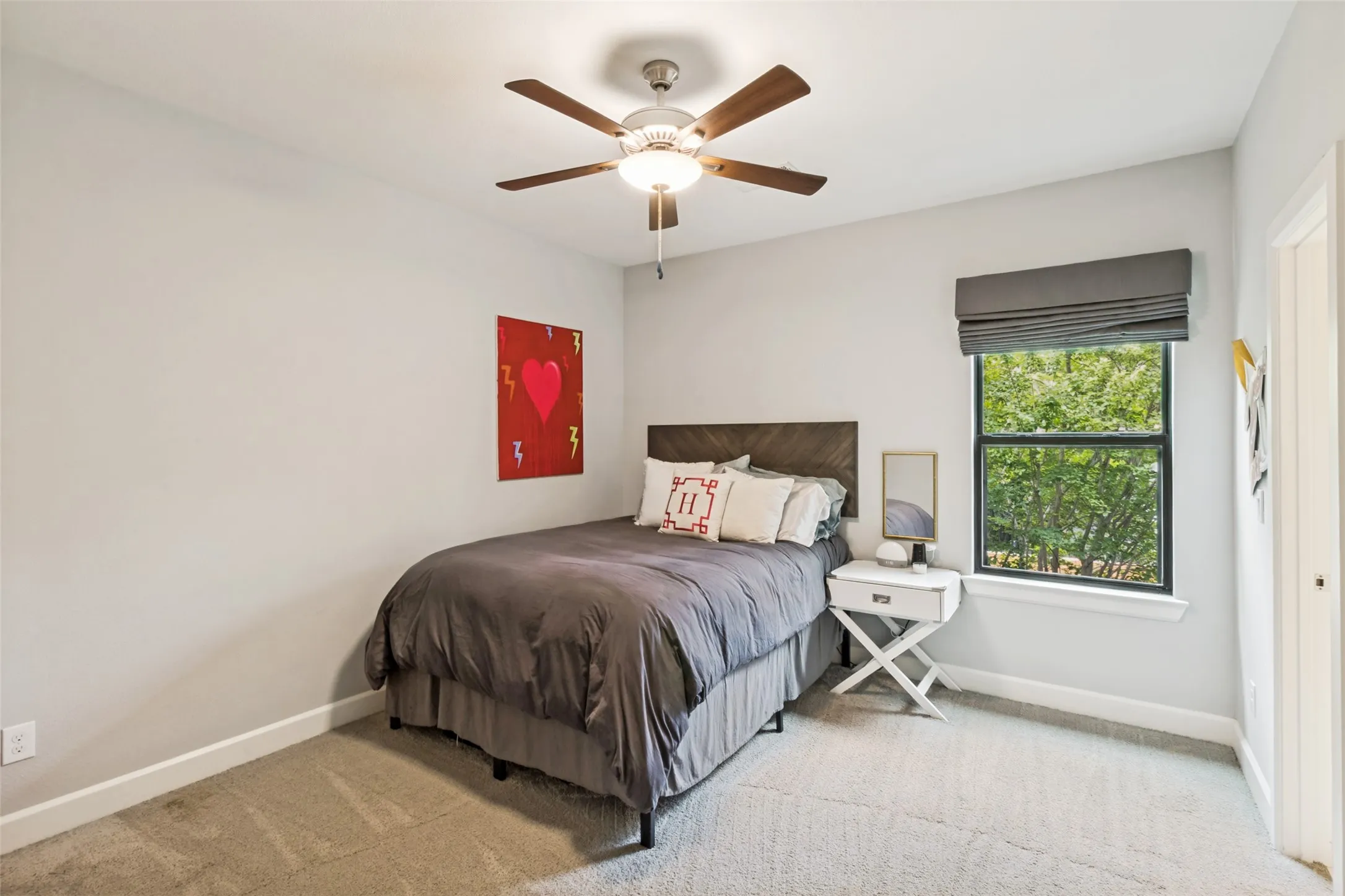 Single Family Residence For Sale in Dallas County , 4407 Emerson Avenue, University Park, Texas 75205, 4 Bedroom, 5 Bathroom, 2 Garage spaces, 3,556 Sqft, built in 2017, mls#21247264, Real Estate Agent in University Park, Homes For Sale in Dallas county, Homes For Sale in University Park, Realtor in University Park Texas, Real Estate Brokerage Independent Realty Texas, Luminita Cordes Realtor