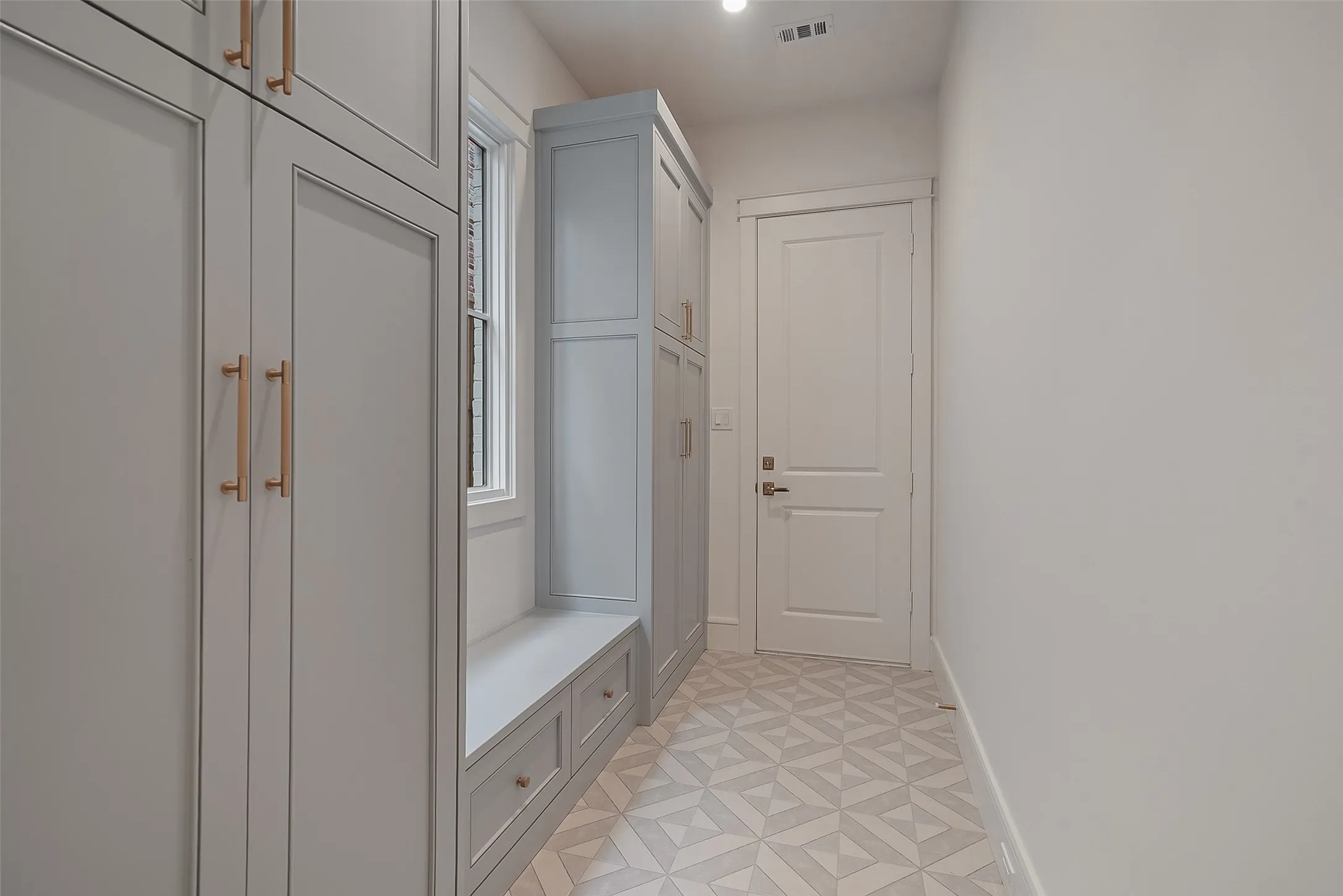 Single Family Residence For Sale in Dallas County , 6251 Palo Pinto Avenue, Dallas, Texas 75214, 4 Bedroom, 5 Bathroom, 2 Garage spaces, 4,387 Sqft, built in 2026, mls#21278466, Real Estate Agent in Dallas, Homes For Sale in Dallas county, Homes For Sale in Dallas, Realtor in Dallas Texas, Real Estate Brokerage Independent Realty Texas, Luminita Cordes Realtor