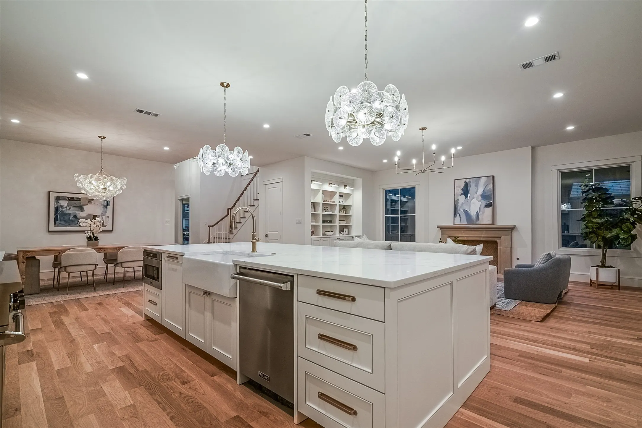 Single Family Residence For Sale in Dallas County , 6251 Palo Pinto Avenue, Dallas, Texas 75214, 4 Bedroom, 5 Bathroom, 2 Garage spaces, 4,387 Sqft, built in 2026, mls#21278466, Real Estate Agent in Dallas, Homes For Sale in Dallas county, Homes For Sale in Dallas, Realtor in Dallas Texas, Real Estate Brokerage Independent Realty Texas, Luminita Cordes Realtor