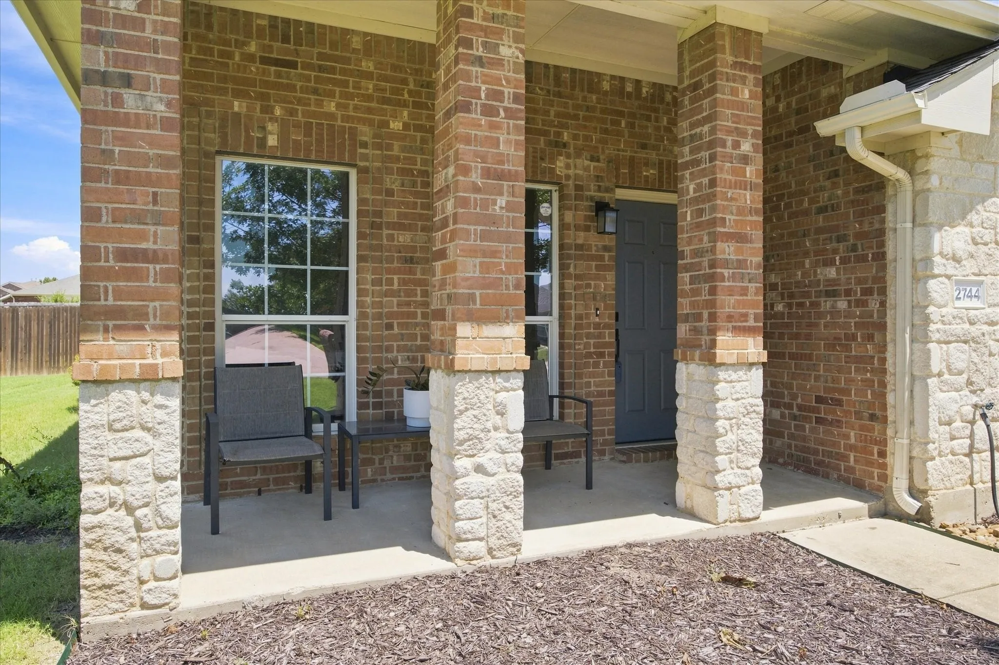 Single Family Residence For Sale in Rockwall County , 2744 Stoney Hollow Lane, Rockwall, Texas 75087, 3 Bedroom, 3 Bathroom, 2 Garage spaces, 2,247 Sqft, built in 2004, mls#21279321, Real Estate Agent in Rockwall, Homes For Sale in Rockwall county, Homes For Sale in Rockwall, Realtor in Rockwall Texas, Real Estate Brokerage Independent Realty Texas, Luminita Cordes Realtor