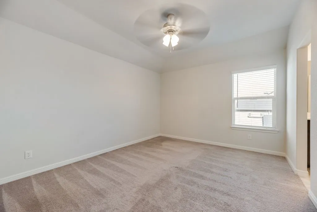 Single Family Residence For Sale in Tarrant County , 7807 Links Drive, Arlington, Texas 76001, 4 Bedroom, 3 Bathroom, 3 Garage spaces, 3,026 Sqft, built in 2020, mls#21277528, Real Estate Agent in Arlington, Homes For Sale in Tarrant county, Homes For Sale in Arlington, Realtor in Arlington Texas, Real Estate Brokerage Independent Realty Texas, Luminita Cordes Realtor