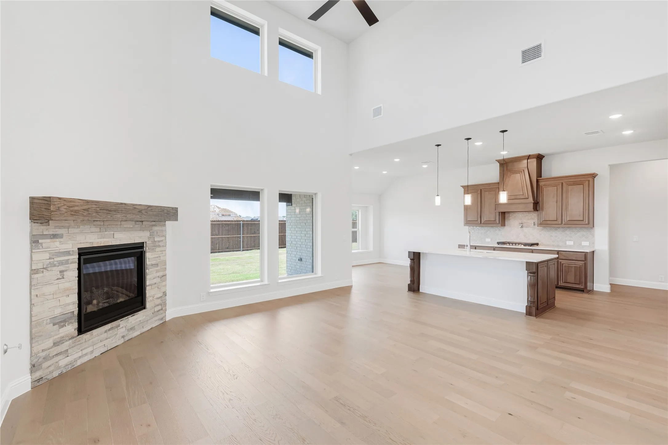Single Family Residence For Sale in Ellis County , 924 Lasalle Drive, Red Oak, Texas 75154, 4 Bedroom, 4 Bathroom, 2 Garage spaces, 3,774 Sqft, built in 2026, mls#21278975, Real Estate Agent in Red Oak, Homes For Sale in Ellis county, Homes For Sale in Red Oak, Realtor in Red Oak Texas, Real Estate Brokerage Independent Realty Texas, Luminita Cordes Realtor