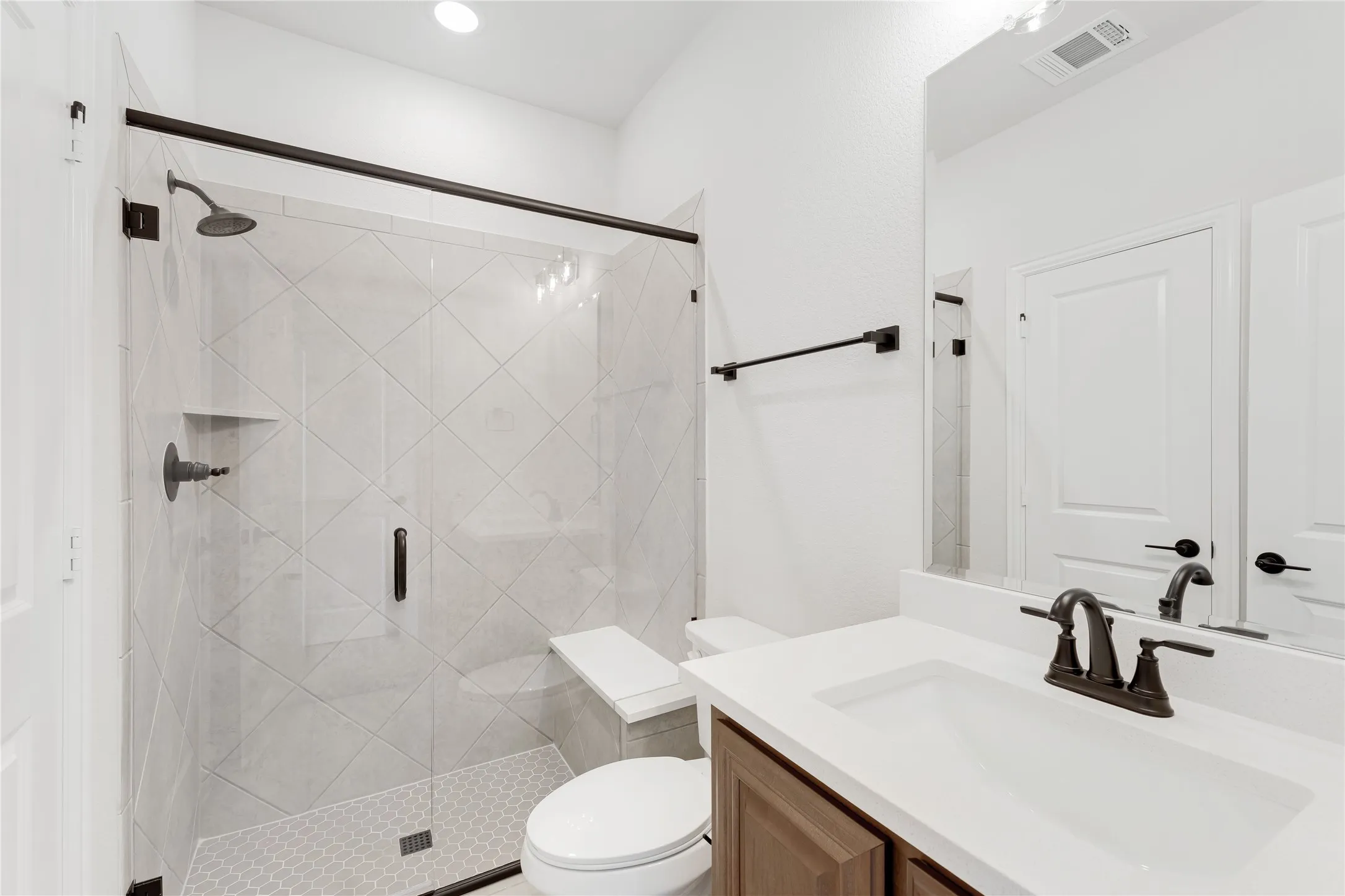 Single Family Residence For Sale in Ellis County , 924 Lasalle Drive, Red Oak, Texas 75154, 4 Bedroom, 4 Bathroom, 2 Garage spaces, 3,774 Sqft, built in 2026, mls#21278975, Real Estate Agent in Red Oak, Homes For Sale in Ellis county, Homes For Sale in Red Oak, Realtor in Red Oak Texas, Real Estate Brokerage Independent Realty Texas, Luminita Cordes Realtor