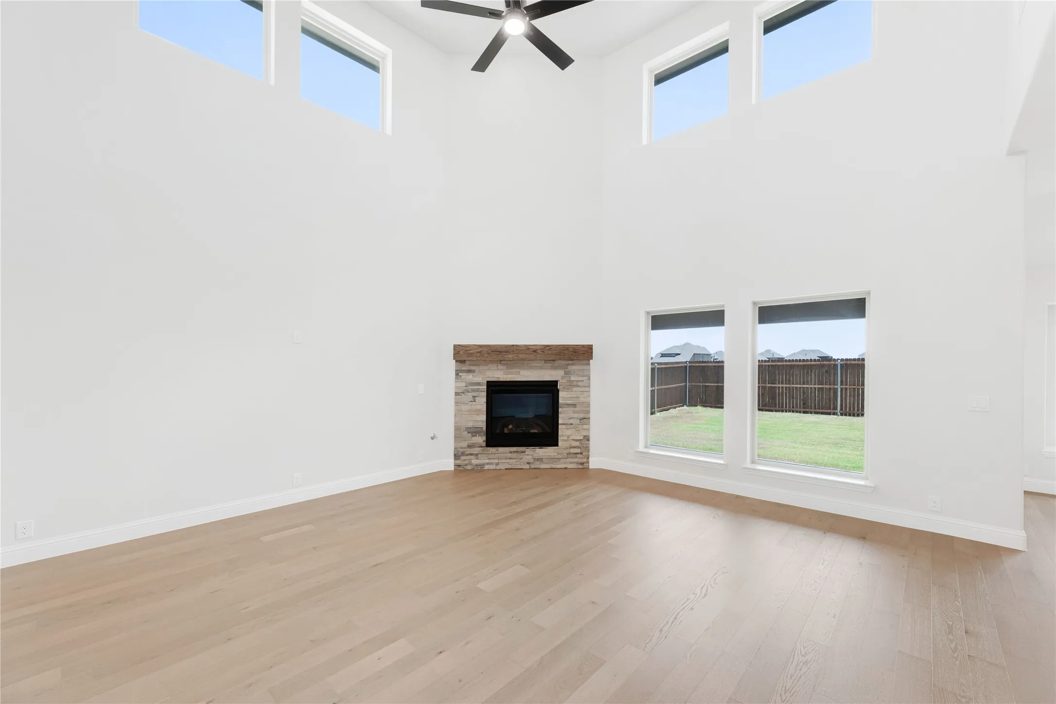 Single Family Residence For Sale in Ellis County , 924 Lasalle Drive, Red Oak, Texas 75154, 4 Bedroom, 4 Bathroom, 2 Garage spaces, 3,774 Sqft, built in 2026, mls#21278975, Real Estate Agent in Red Oak, Homes For Sale in Ellis county, Homes For Sale in Red Oak, Realtor in Red Oak Texas, Real Estate Brokerage Independent Realty Texas, Luminita Cordes Realtor