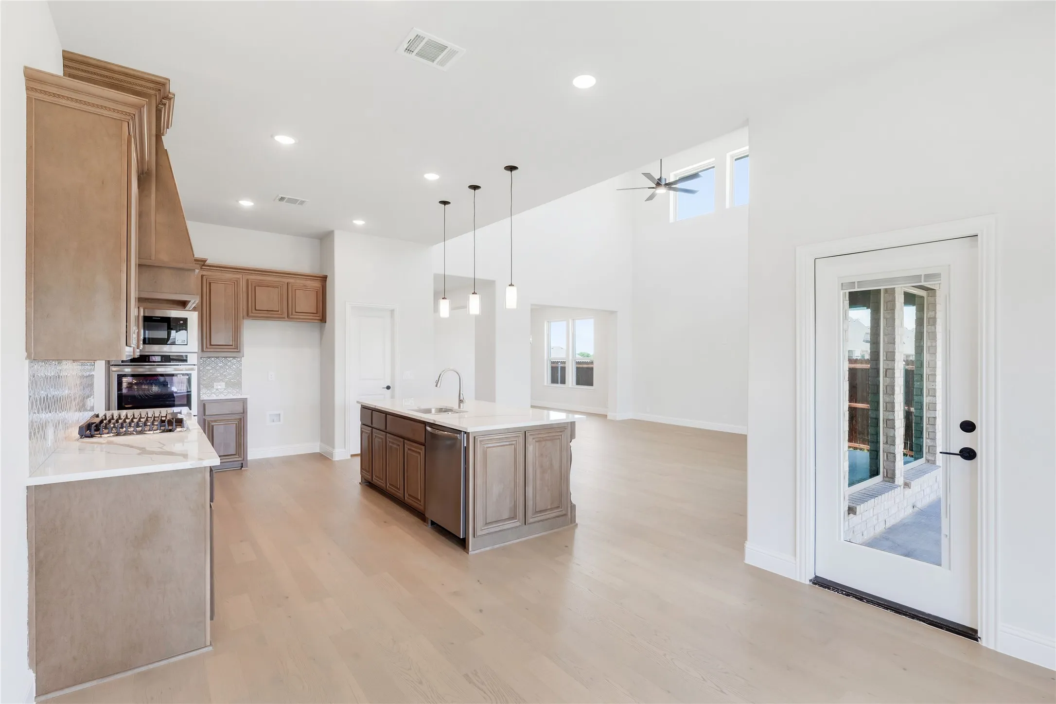Single Family Residence For Sale in Ellis County , 924 Lasalle Drive, Red Oak, Texas 75154, 4 Bedroom, 4 Bathroom, 2 Garage spaces, 3,774 Sqft, built in 2026, mls#21278975, Real Estate Agent in Red Oak, Homes For Sale in Ellis county, Homes For Sale in Red Oak, Realtor in Red Oak Texas, Real Estate Brokerage Independent Realty Texas, Luminita Cordes Realtor