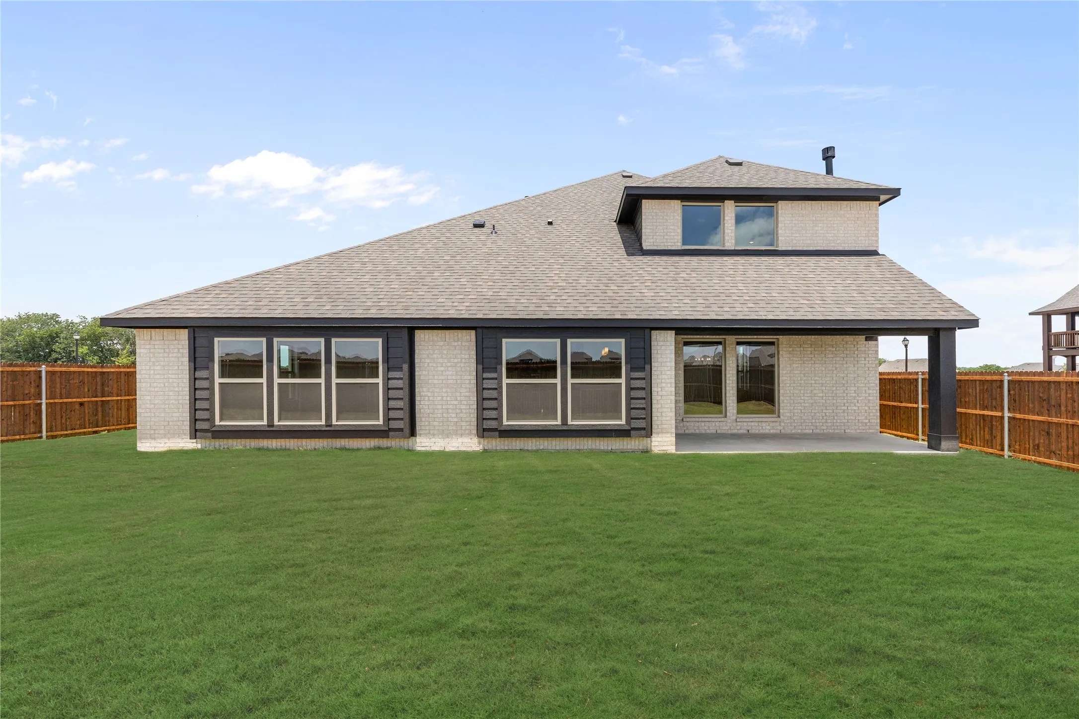 Single Family Residence For Sale in Ellis County , 924 Lasalle Drive, Red Oak, Texas 75154, 4 Bedroom, 4 Bathroom, 2 Garage spaces, 3,774 Sqft, built in 2026, mls#21278975, Real Estate Agent in Red Oak, Homes For Sale in Ellis county, Homes For Sale in Red Oak, Realtor in Red Oak Texas, Real Estate Brokerage Independent Realty Texas, Luminita Cordes Realtor