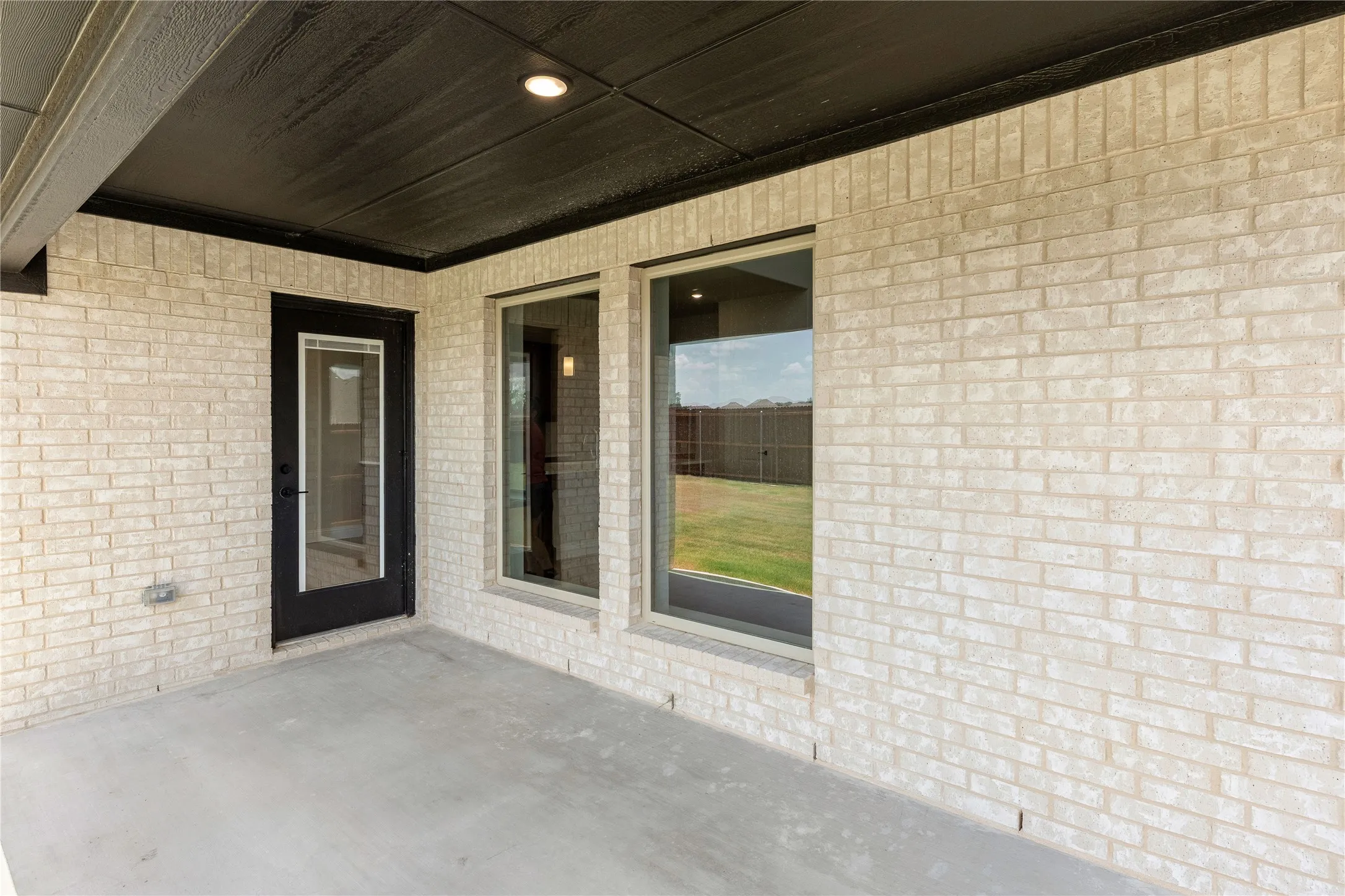 Single Family Residence For Sale in Ellis County , 924 Lasalle Drive, Red Oak, Texas 75154, 4 Bedroom, 4 Bathroom, 2 Garage spaces, 3,774 Sqft, built in 2026, mls#21278975, Real Estate Agent in Red Oak, Homes For Sale in Ellis county, Homes For Sale in Red Oak, Realtor in Red Oak Texas, Real Estate Brokerage Independent Realty Texas, Luminita Cordes Realtor