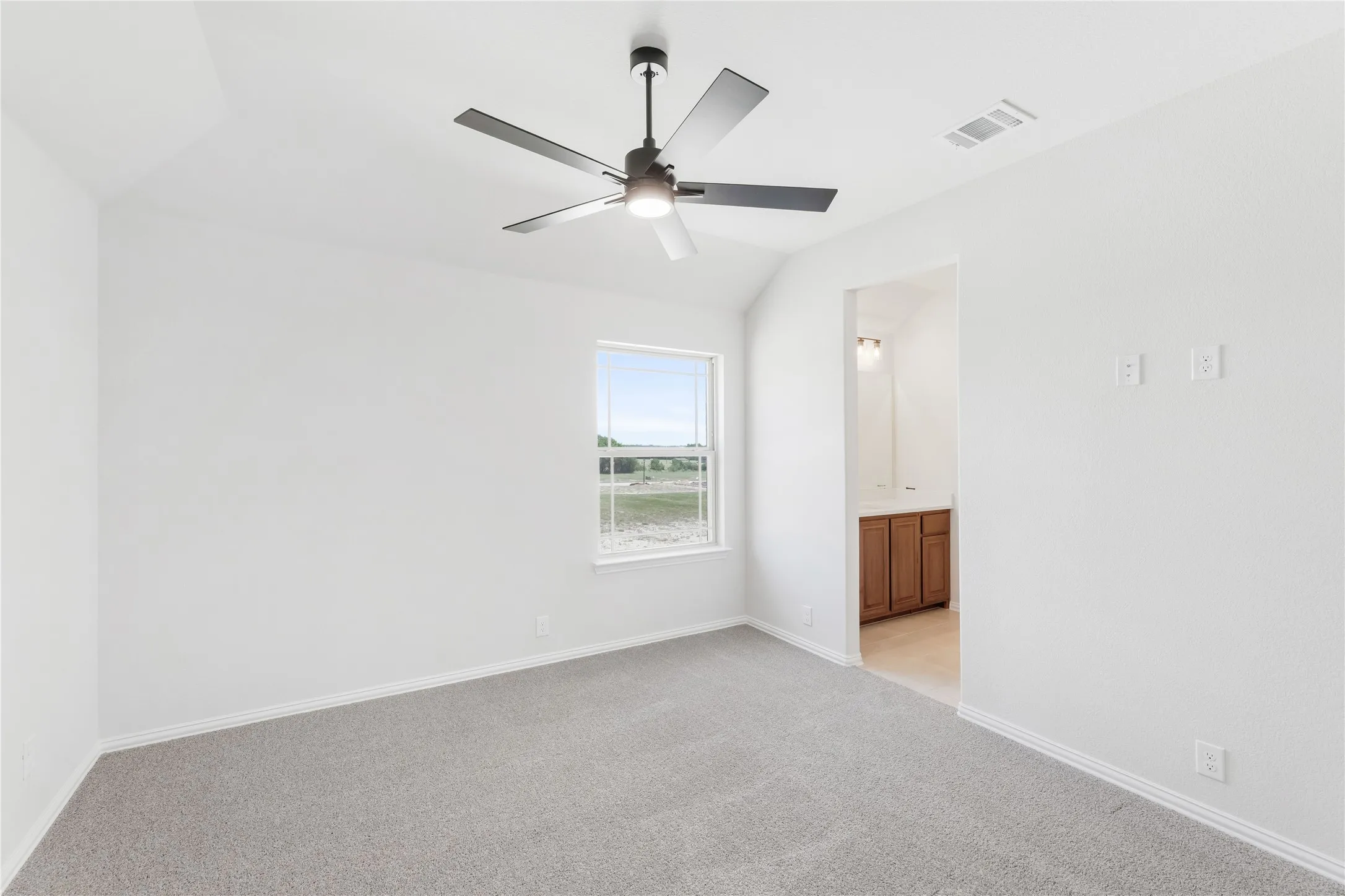 Single Family Residence For Sale in Ellis County , 924 Lasalle Drive, Red Oak, Texas 75154, 4 Bedroom, 4 Bathroom, 2 Garage spaces, 3,774 Sqft, built in 2026, mls#21278975, Real Estate Agent in Red Oak, Homes For Sale in Ellis county, Homes For Sale in Red Oak, Realtor in Red Oak Texas, Real Estate Brokerage Independent Realty Texas, Luminita Cordes Realtor
