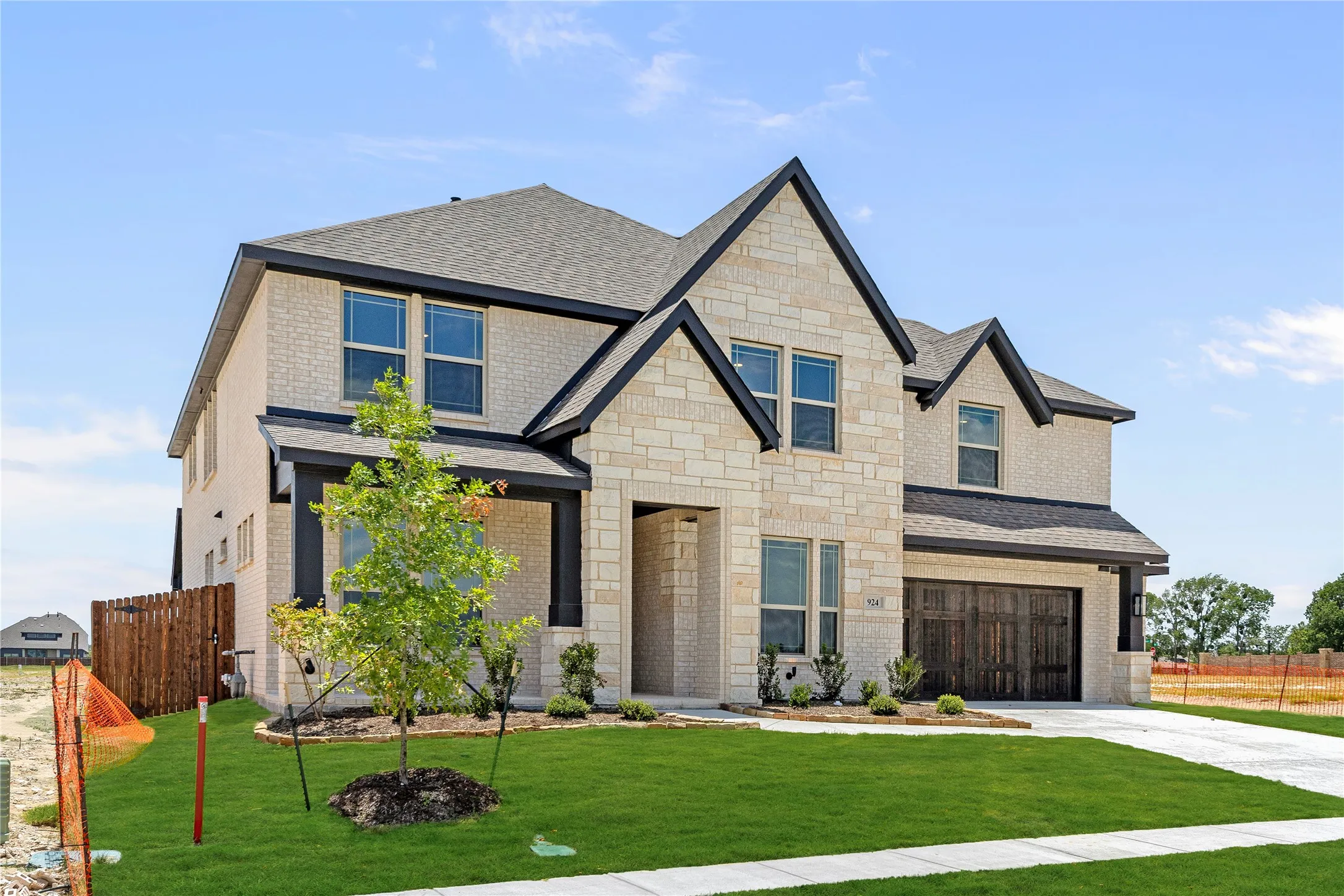 Single Family Residence For Sale in Ellis County , 924 Lasalle Drive, Red Oak, Texas 75154, 4 Bedroom, 4 Bathroom, 2 Garage spaces, 3,774 Sqft, built in 2026, mls#21278975, Real Estate Agent in Red Oak, Homes For Sale in Ellis county, Homes For Sale in Red Oak, Realtor in Red Oak Texas, Real Estate Brokerage Independent Realty Texas, Luminita Cordes Realtor