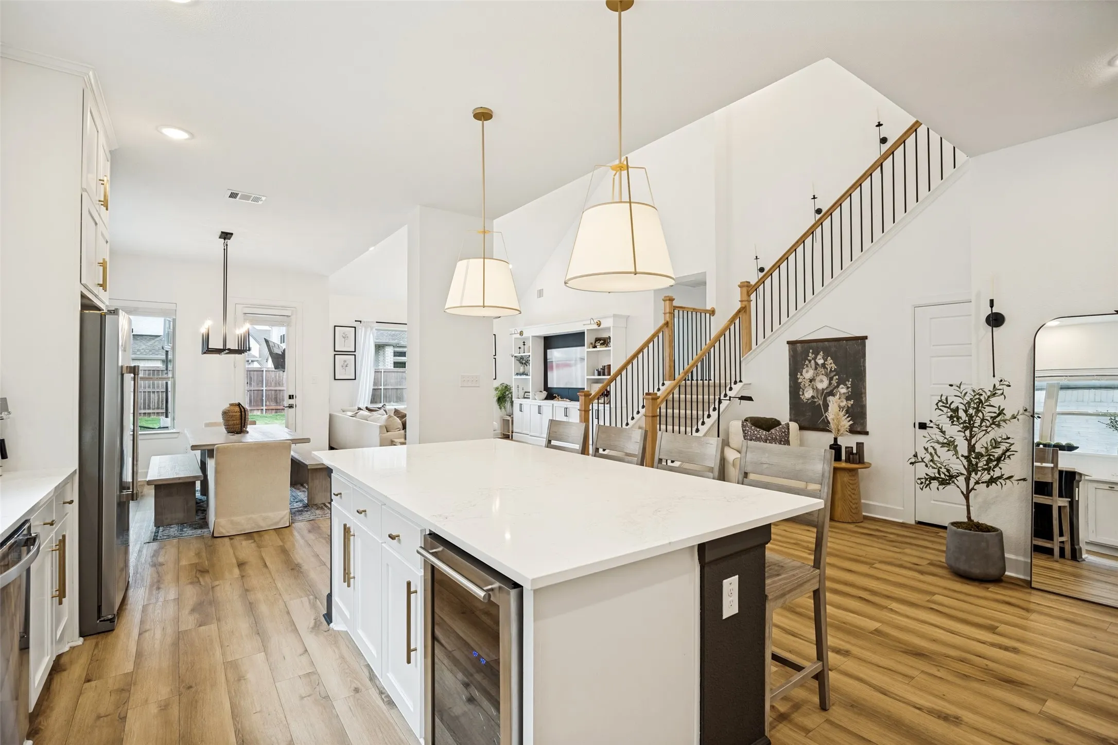 Single Family Residence For Sale in Collin County , 2716 War Admiral, Celina, Texas 75009, 4 Bedroom, 5 Bathroom, 2 Garage spaces, 3,149 Sqft, built in 2021, mls#21260599, Real Estate Agent in Celina, Homes For Sale in Collin county, Homes For Sale in Celina, Realtor in Celina Texas, Real Estate Brokerage Independent Realty Texas, Luminita Cordes Realtor