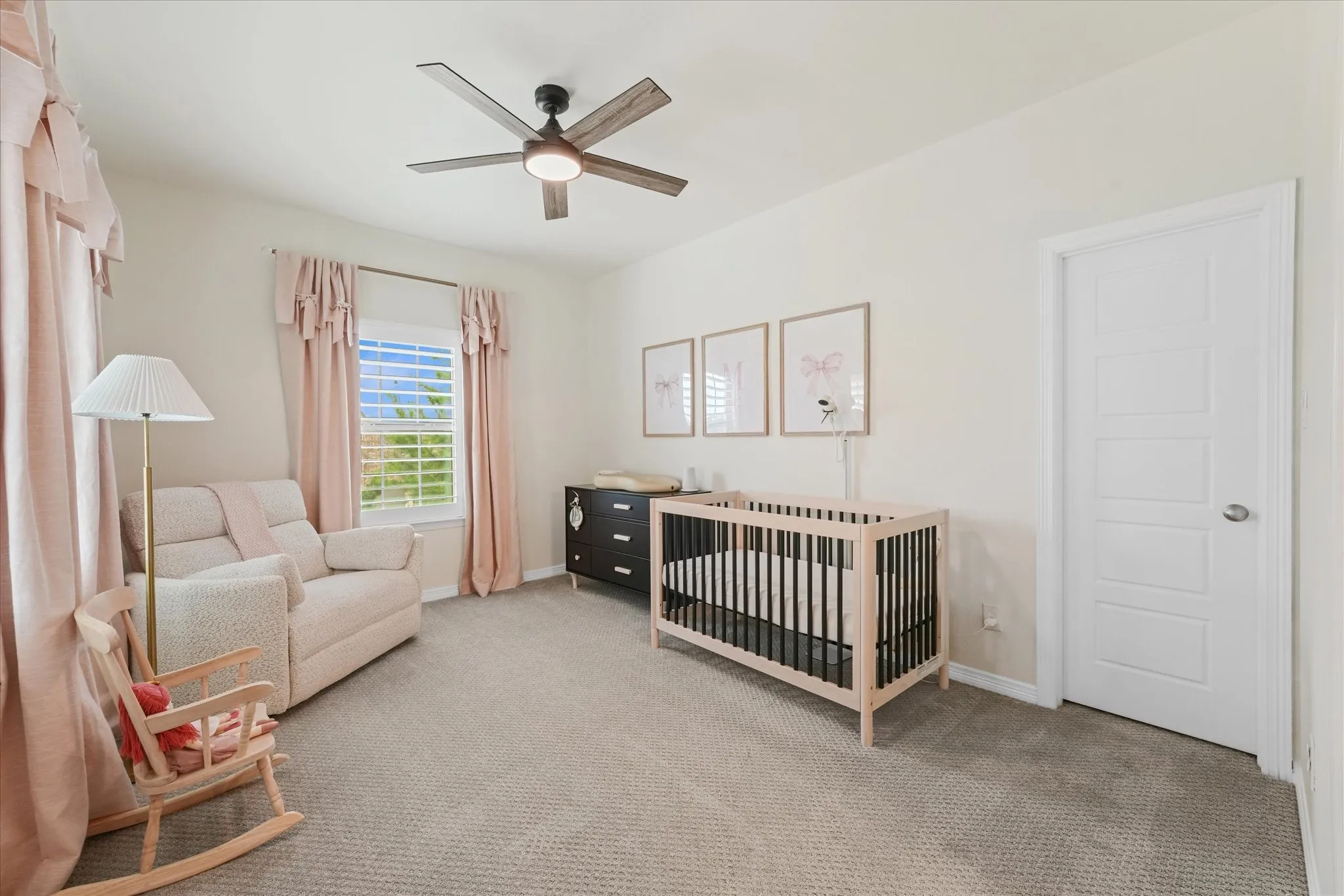 Single Family Residence For Sale in Collin County , 1313 Grassland Drive, Celina, Texas 75009, 4 Bedroom, 6 Bathroom, 3 Garage spaces, 3,821 Sqft, built in 2015, mls#21279373, Real Estate Agent in Celina, Homes For Sale in Collin county, Homes For Sale in Celina, Realtor in Celina Texas, Real Estate Brokerage Independent Realty Texas, Luminita Cordes Realtor