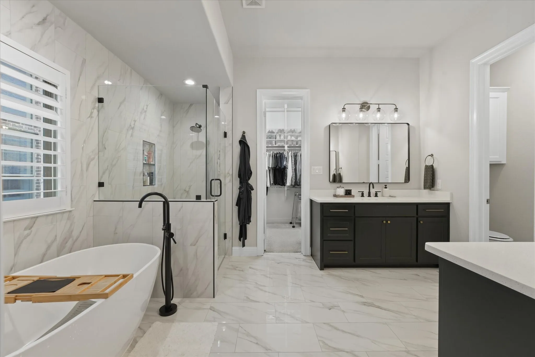 Single Family Residence For Sale in Collin County , 1313 Grassland Drive, Celina, Texas 75009, 4 Bedroom, 6 Bathroom, 3 Garage spaces, 3,821 Sqft, built in 2015, mls#21279373, Real Estate Agent in Celina, Homes For Sale in Collin county, Homes For Sale in Celina, Realtor in Celina Texas, Real Estate Brokerage Independent Realty Texas, Luminita Cordes Realtor