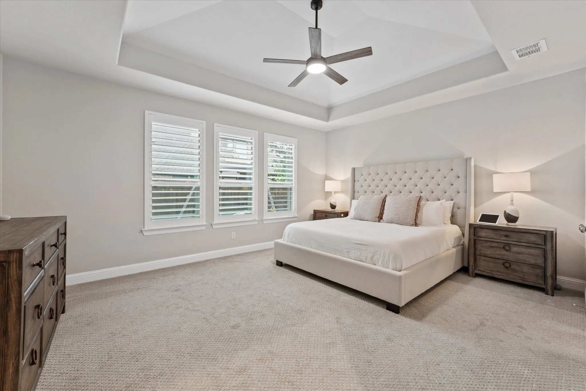 Single Family Residence For Sale in Collin County , 1313 Grassland Drive, Celina, Texas 75009, 4 Bedroom, 6 Bathroom, 3 Garage spaces, 3,821 Sqft, built in 2015, mls#21279373, Real Estate Agent in Celina, Homes For Sale in Collin county, Homes For Sale in Celina, Realtor in Celina Texas, Real Estate Brokerage Independent Realty Texas, Luminita Cordes Realtor