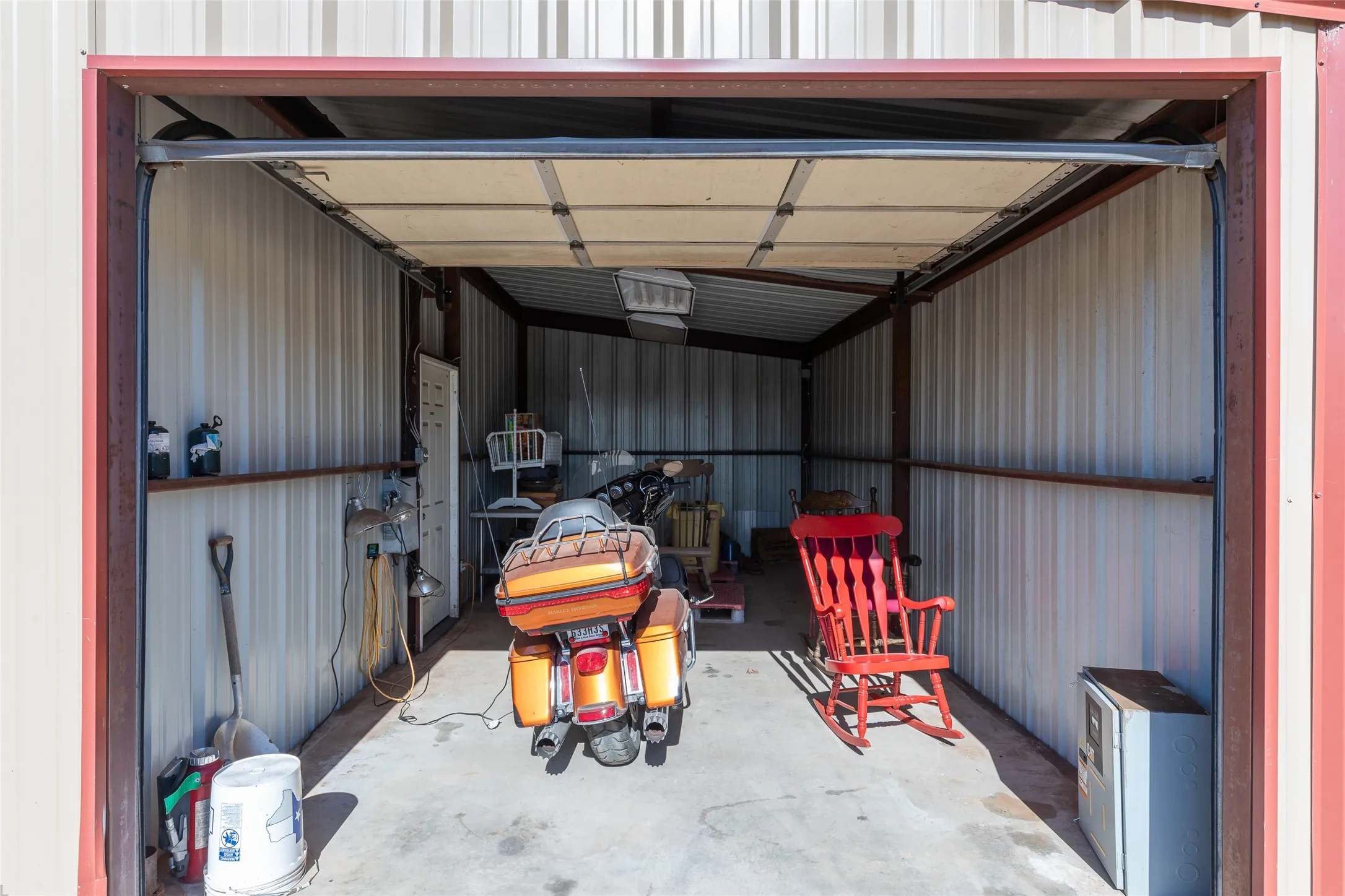 Single Family Residence For Sale in Taylor County , 426 S elmdale, Abilene, Texas 79602, 4 Bedroom, 3 Bathroom, 3 Garage spaces, 3,144 Sqft, built in 2005, mls#21270424, Real Estate Agent in Abilene, Homes For Sale in Taylor county, Homes For Sale in Abilene, Realtor in Abilene Texas, Real Estate Brokerage Independent Realty Texas, Luminita Cordes Realtor