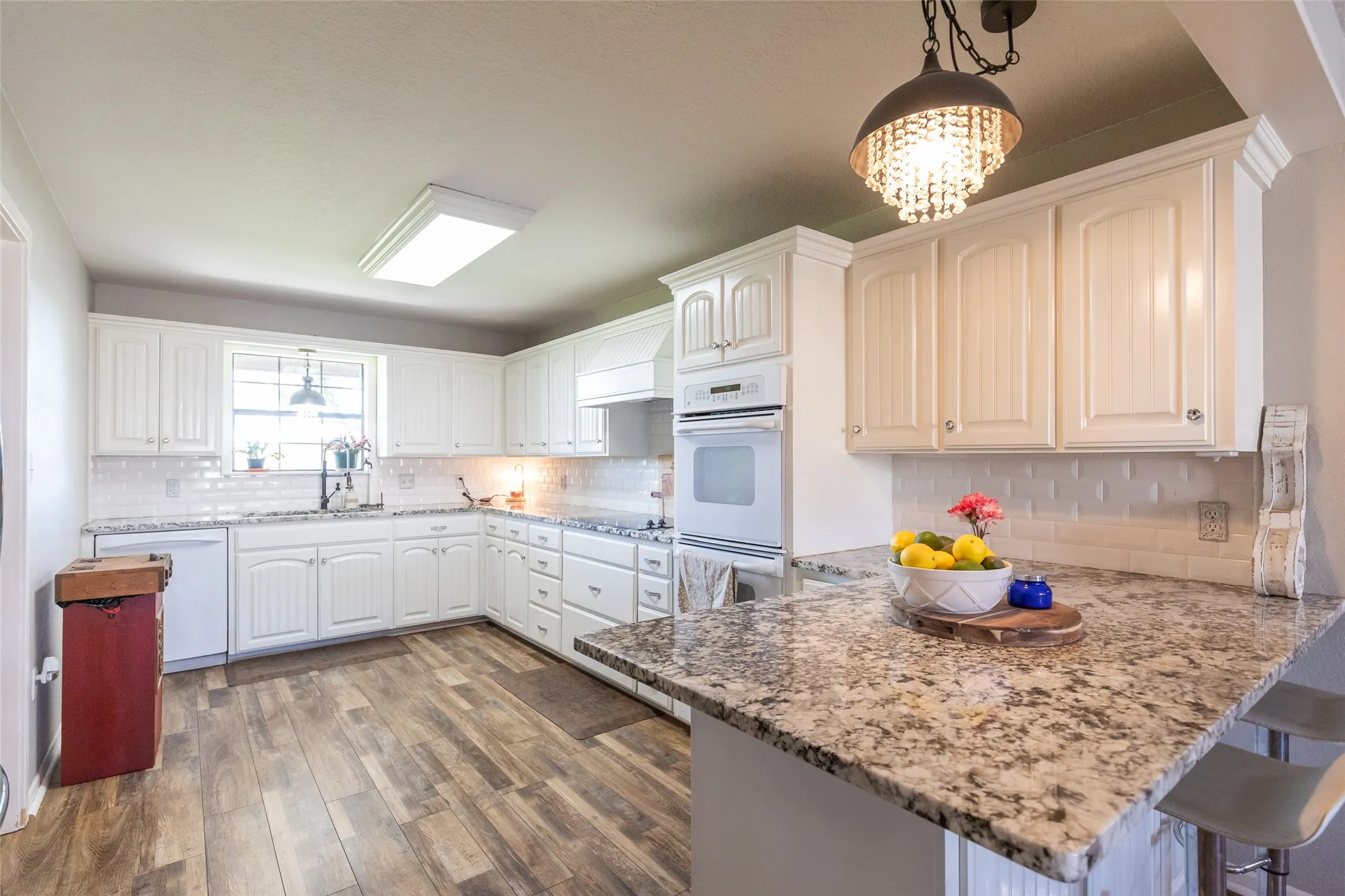 Single Family Residence For Sale in Taylor County , 426 S elmdale, Abilene, Texas 79602, 4 Bedroom, 3 Bathroom, 3 Garage spaces, 3,144 Sqft, built in 2005, mls#21270424, Real Estate Agent in Abilene, Homes For Sale in Taylor county, Homes For Sale in Abilene, Realtor in Abilene Texas, Real Estate Brokerage Independent Realty Texas, Luminita Cordes Realtor