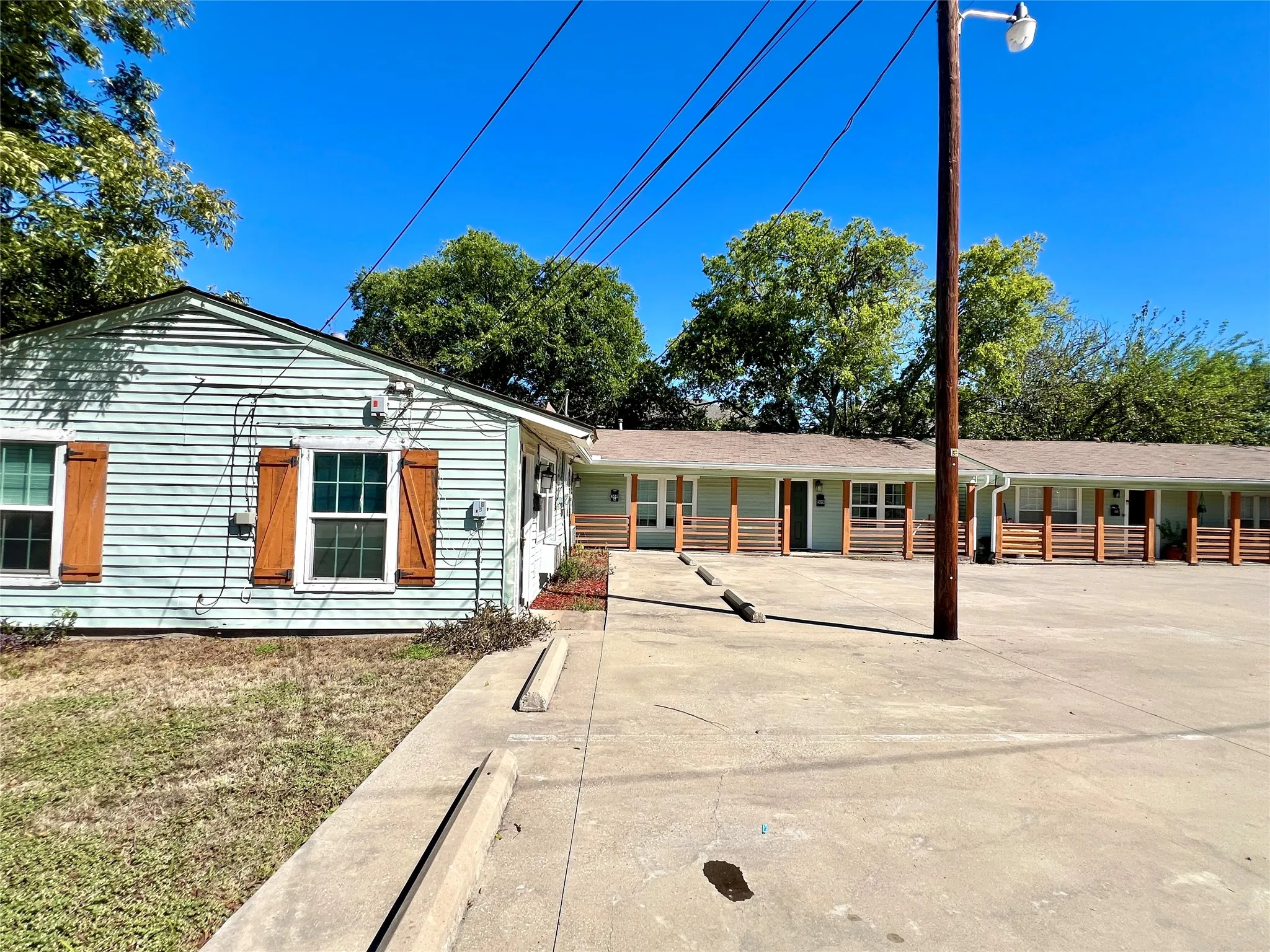 Apartment For Rent in Rockwall County , 509 S Fannin Street B, Rockwall, Texas 75087, 2 Bedroom, 1 Bathroom, Garage spaces, 995 Sqft, built in 1975, mls#21279379, Real Estate Agent in Rockwall, Homes For Rent in Rockwall county, Homes For Rent in Rockwall, Realtor in Rockwall Texas, Real Estate Brokerage Independent Realty Texas, Luminita Cordes Realtor