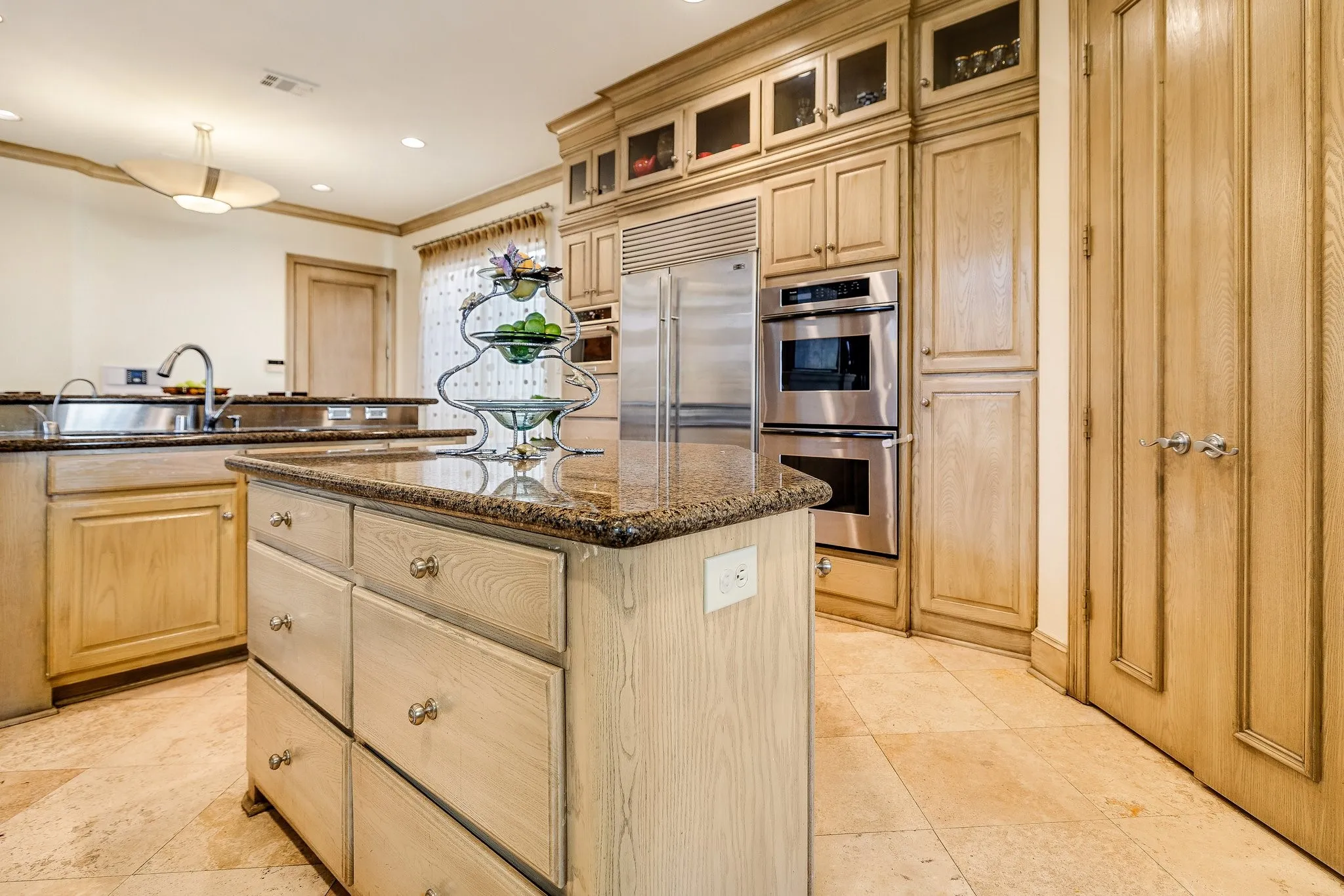 Single Family Residence For Sale in Collin County , 18729 Wainsborough Lane, Dallas, Texas 75287, 5 Bedrooms, 5 Bathrooms, 3 Garage spaces, 5,688 Sqft, built in 1999, Price $1,785,000, mls#21279366, Real Estate Agent in Dallas, Homes For Sale in Collin county, Homes For Sale in Dallas, Realtor in Dallas Texas, Real Estate Brokerage Independent Realty Texas, Luminita Cordes Realtor