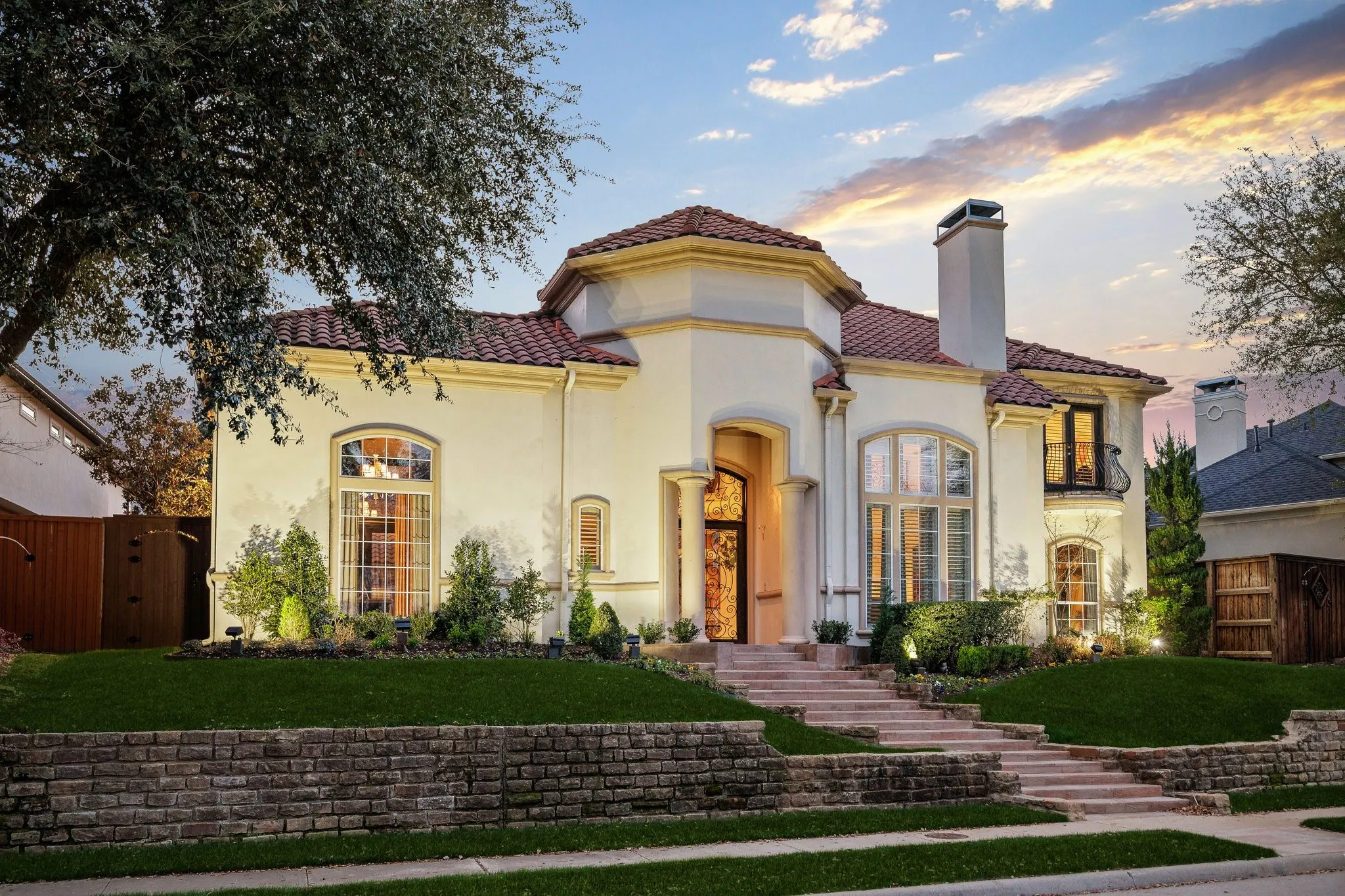 Single Family Residence For Sale in Collin County , 18729 Wainsborough Lane, Dallas, Texas 75287, 5 Bedrooms, 5 Bathrooms, 3 Garage spaces, 5,688 Sqft, built in 1999, Price $1,785,000, mls#21279366, Real Estate Agent in Dallas, Homes For Sale in Collin county, Homes For Sale in Dallas, Realtor in Dallas Texas, Real Estate Brokerage Independent Realty Texas, Luminita Cordes Realtor