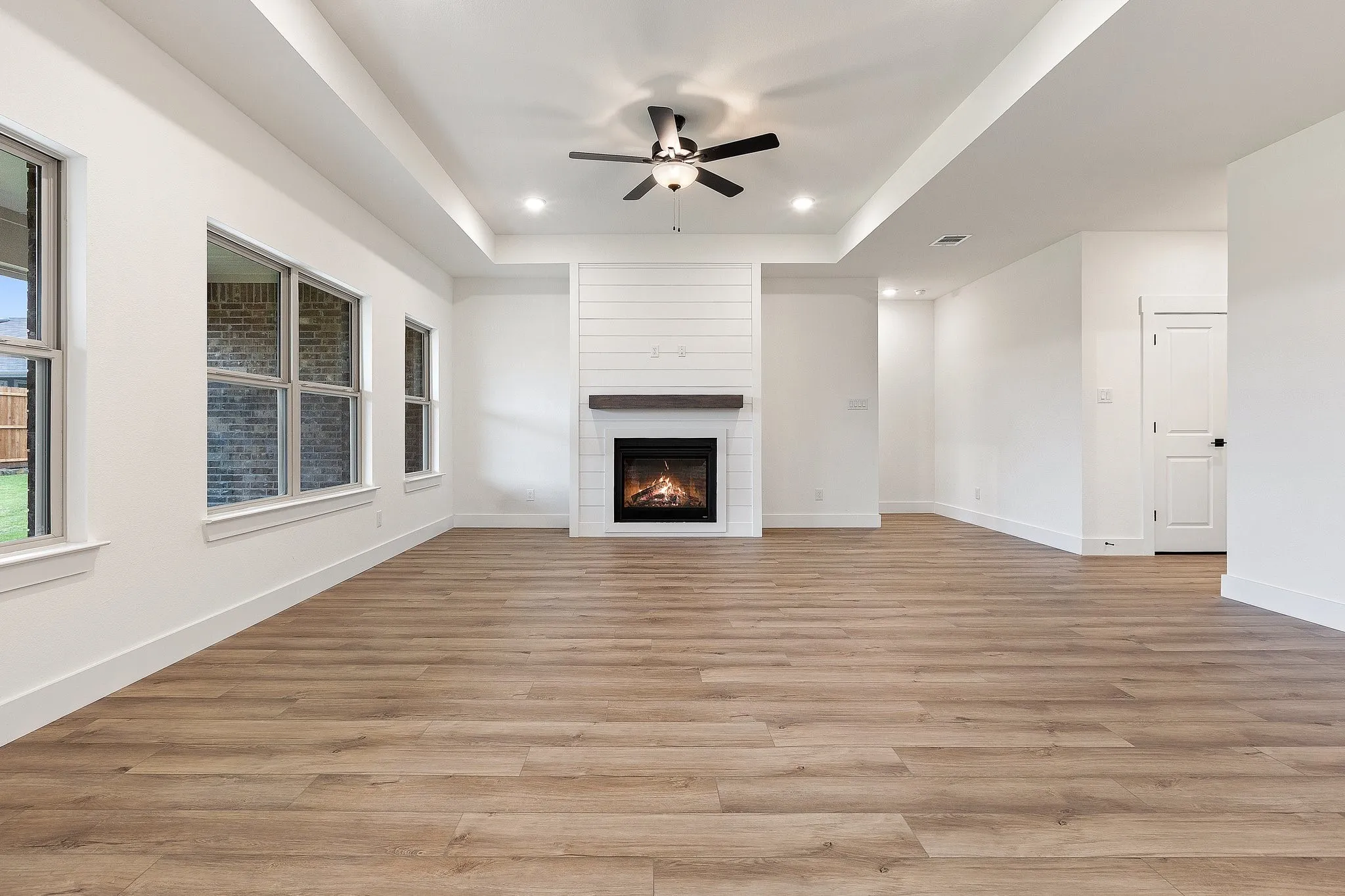 Single Family Residence For Sale in Collin County , 217 Saddletree Drive, Nevada, Texas 75173, 3 Bedroom, 3 Bathroom, 3 Garage spaces, 2,200 Sqft, built in 2026, Price $389,990, mls#21279393, Real Estate Agent in Nevada, Homes For Sale in Collin county, Homes For Sale in Nevada, Realtor in Nevada Texas, Real Estate Brokerage Independent Realty Texas, Luminita Cordes Realtor