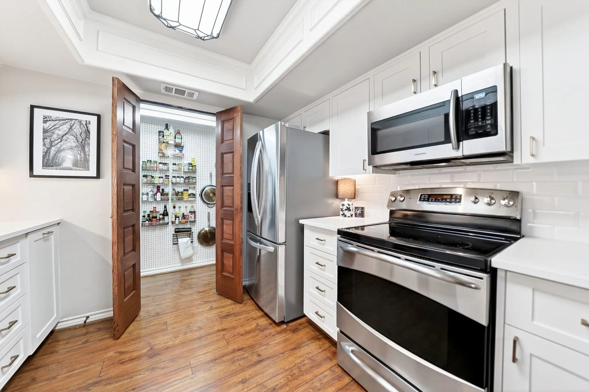 Condominium For Sale in Rockwall County , 1538 Signal Ridge Place 1538, Rockwall, Texas 75032, 3 Bedroom, 3 Bathroom, Garage spaces, 1,893 Sqft, built in 1985, mls#21276604, Real Estate Agent in Rockwall, Homes For Sale in Rockwall county, Homes For Sale in Rockwall, Realtor in Rockwall Texas, Real Estate Brokerage Independent Realty Texas, Luminita Cordes Realtor